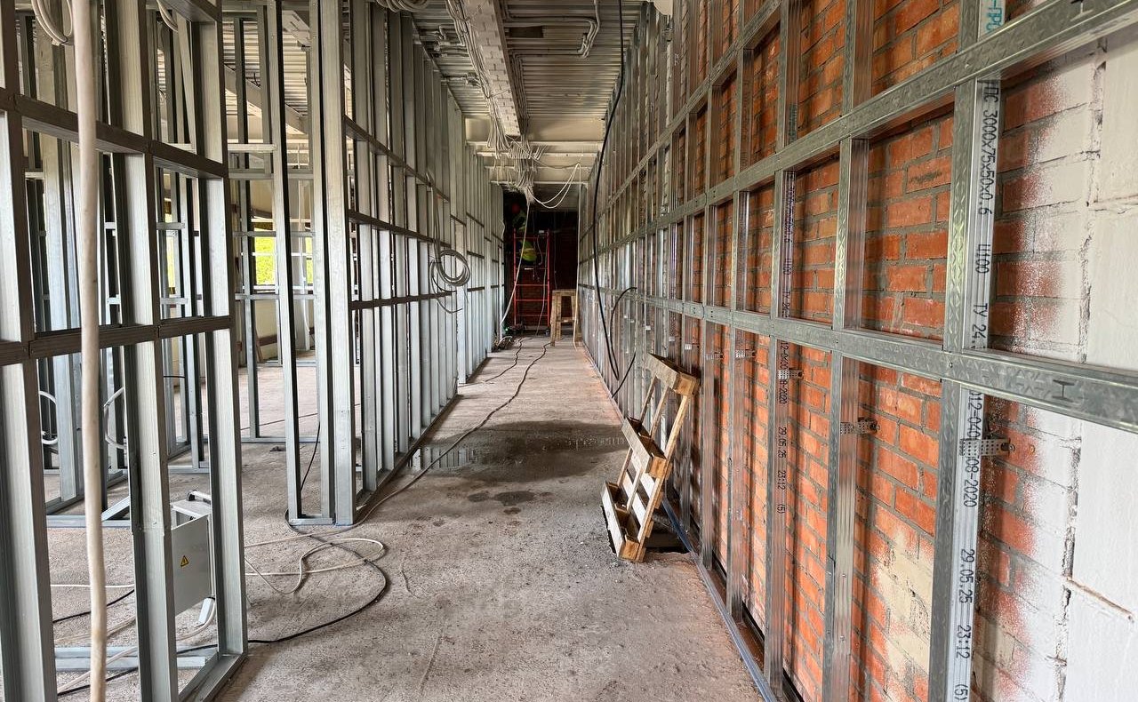 Айрат Гибатдинов проверил ход ремонта социальных объектов Ульяновского района