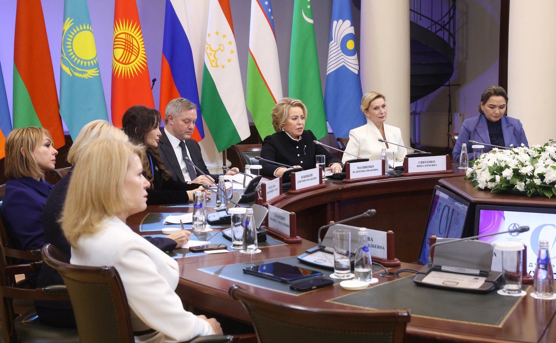 Встреча Председателя СФ Валентины Матвиенко с представителями отрасли легкой промышленности и креативных индустрий