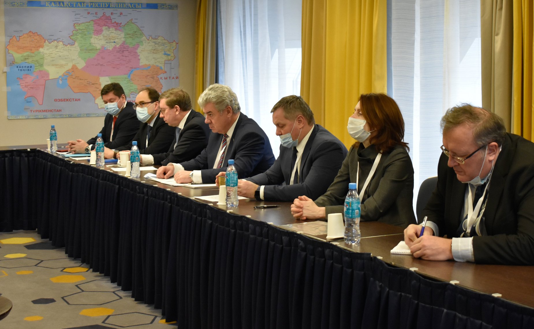 Делегация Совета Федерации принимает участие в наблюдении за проведением выборов депутатов Мажилиса Парламента Республики Казахстан