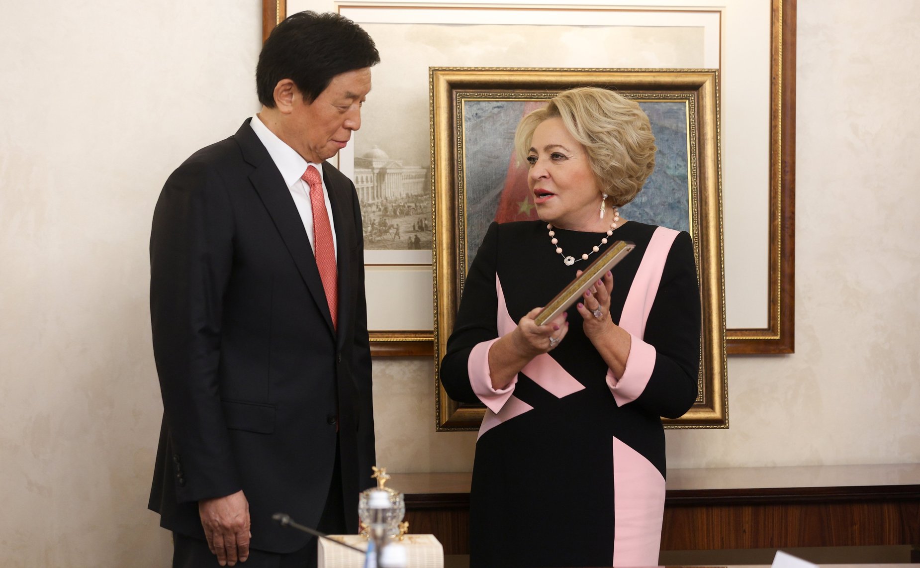 Встреча Председателя Совета Федерации Валентины Матвиенко с Председателем Постоянного комитета Всекитайского собрания народных представителей КНР Ли Чжаньшу