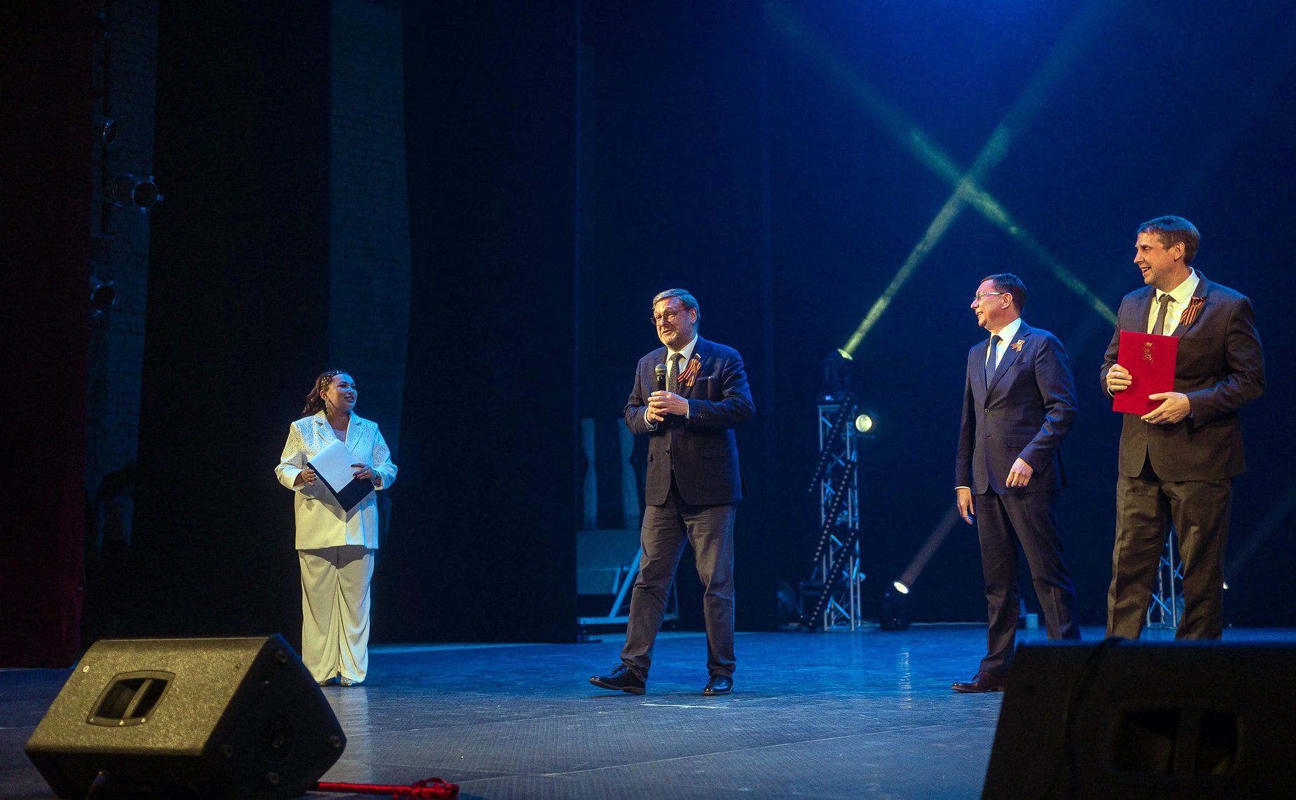 Заместитель Председателя СФ Константин Косачев выступил перед участниками молодежного студенческого шоу «Весна Победы», посвященного празднованию 80-летия Победы в Великой Отечественной войне