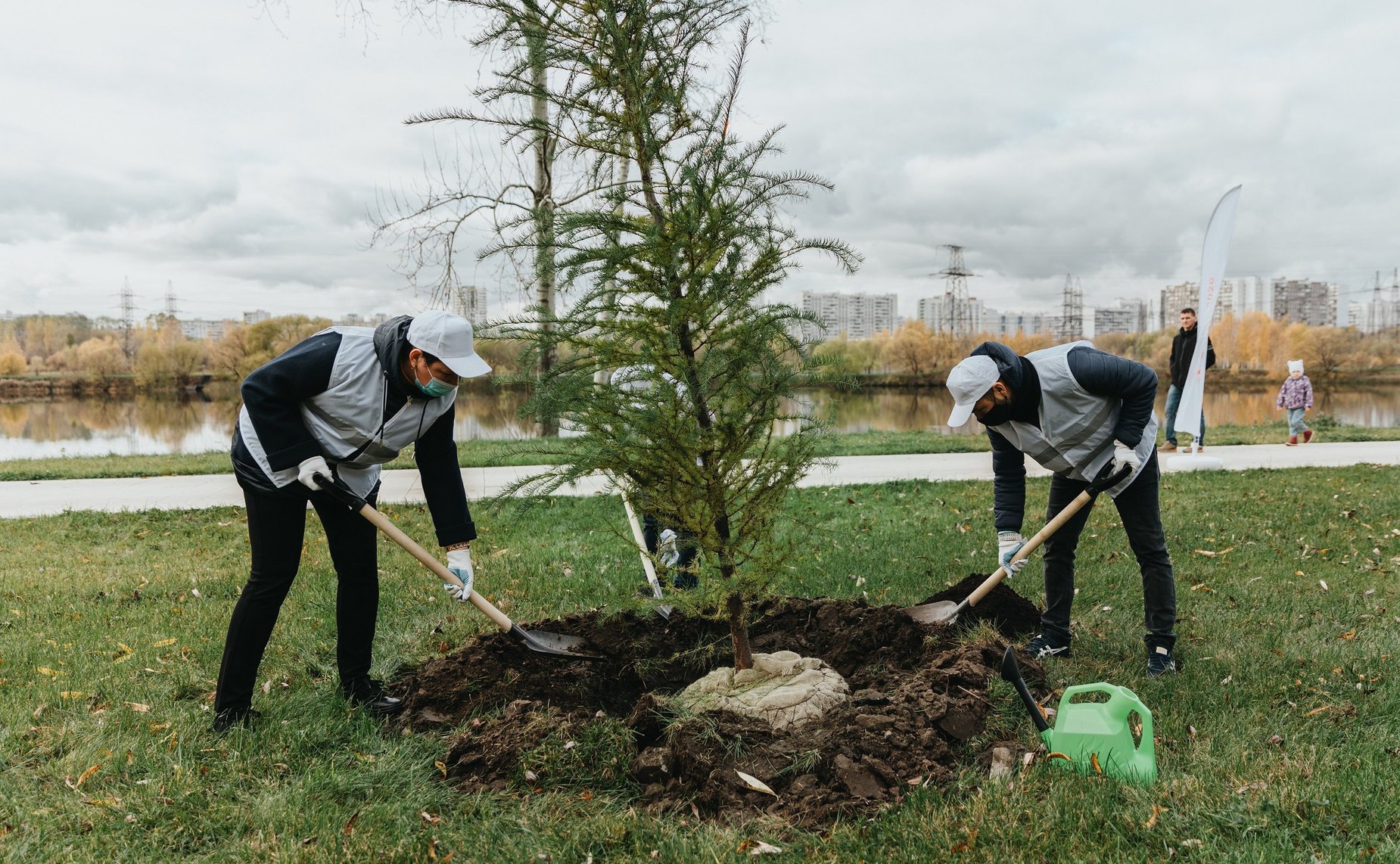 Инна Святенко в рамках региональной недели приняла участие в эколого-патриотической акции