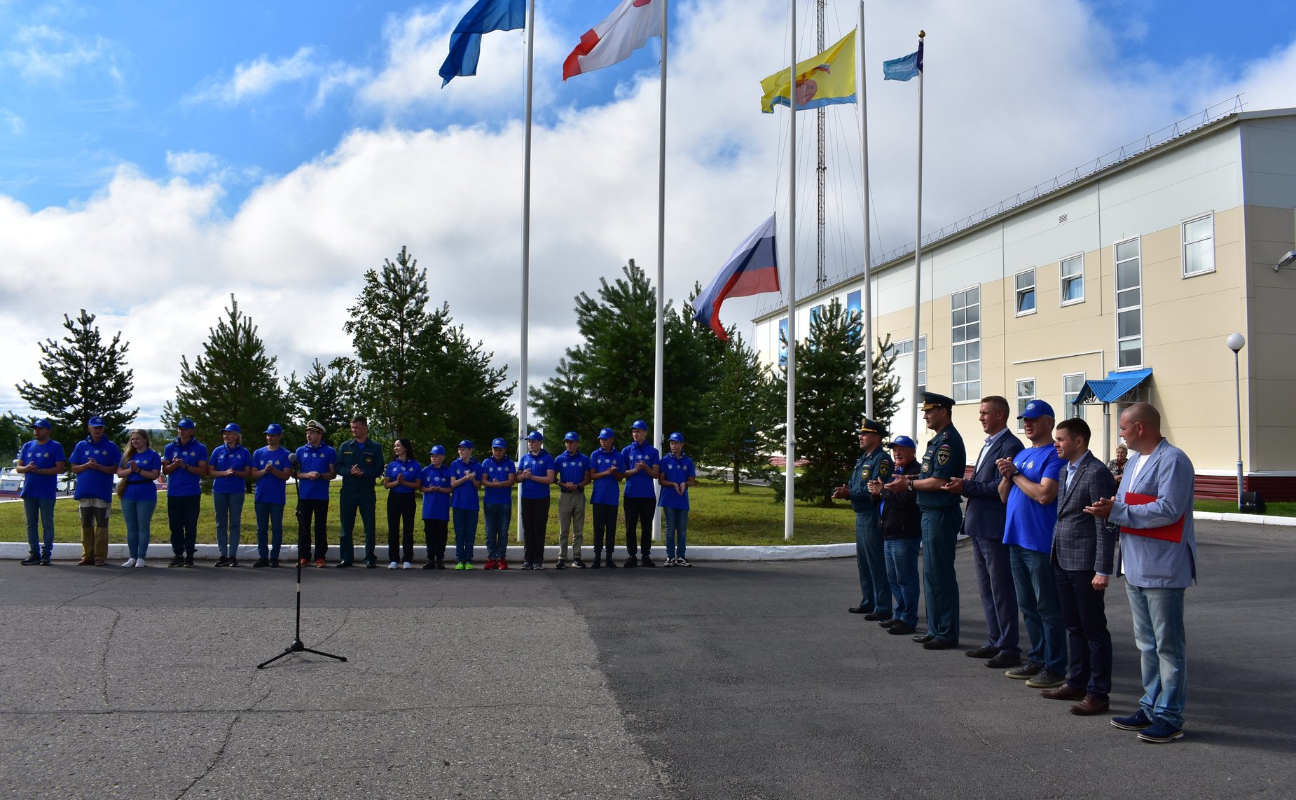 На базе Образовательного центра — кадетской школы «Корабелы Прионежья» стартовала первая экспедиция Русского географического общества «Плавучая школа»