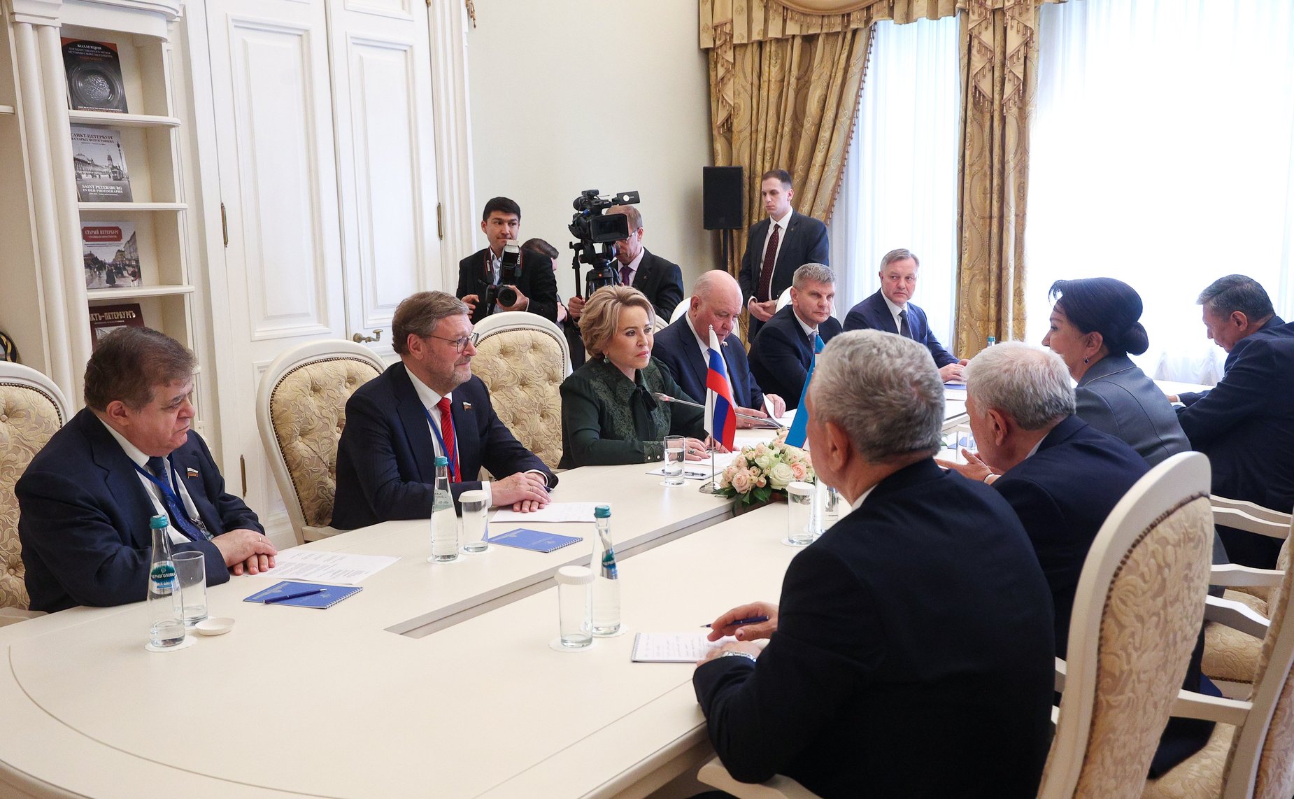 Валентина Матвиенко провела встречу с Председателем Сената Олий Мажлиса Республики Узбекистан Танзилой Нарбаевой