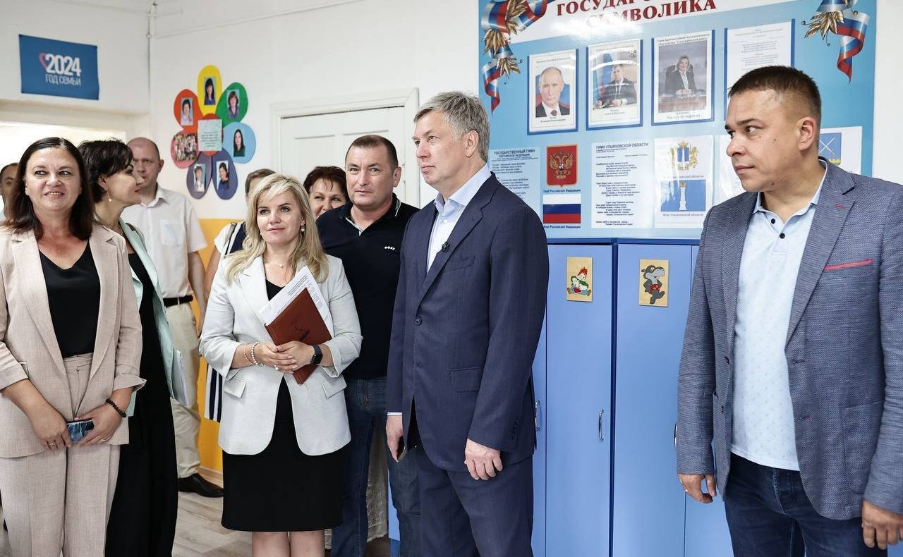 Айрат Гибатдинов вместе с губернатором Алексеем Русских совершил рабочую поездку в Старомайнский район Ульяновской области