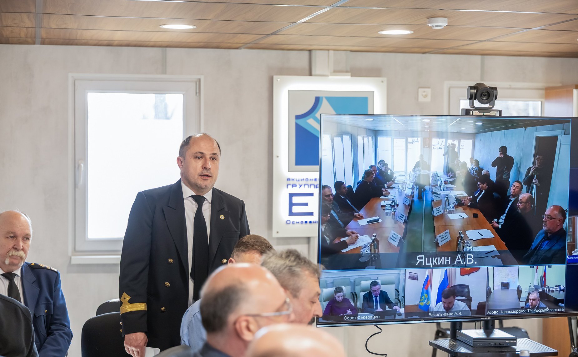 Первый заместитель Председателя Совета Федерации Андрей Яцкин в рамках поездки в регион провел заседание рабочей группы по вопросам комплексного развития города Таганрога