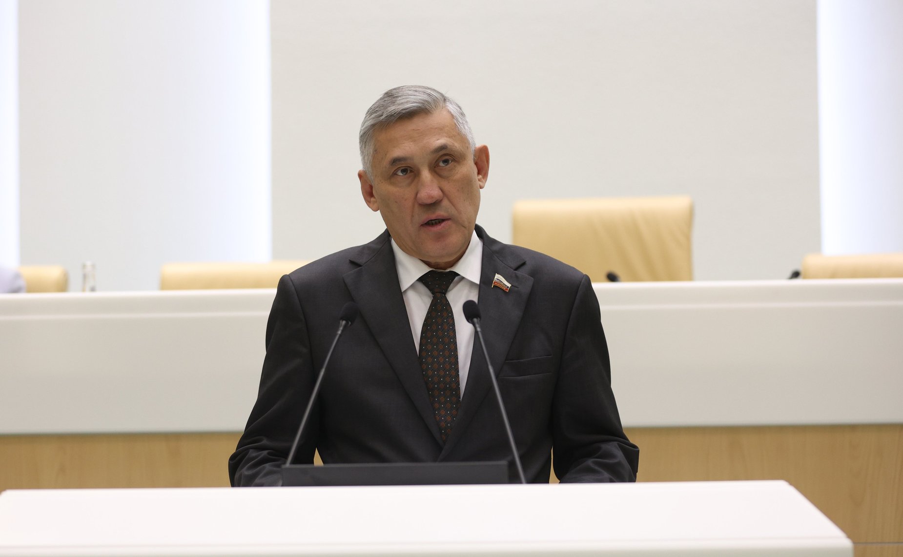 Юрий Валяев