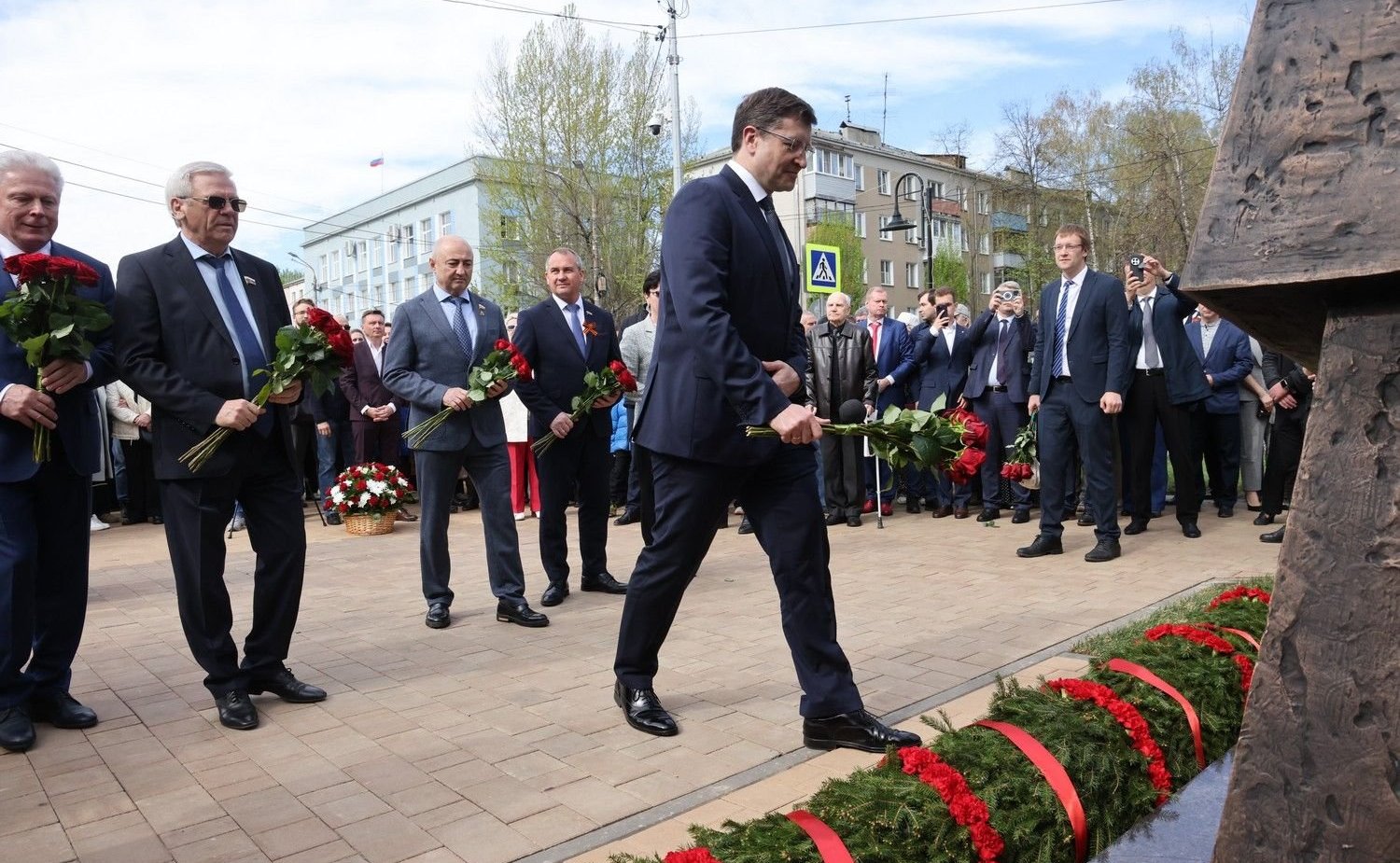 Александр Вайнберг принял участие в открытии памятника нижегородскому кораблестроителю Николаю Сергеевичу Жаркову