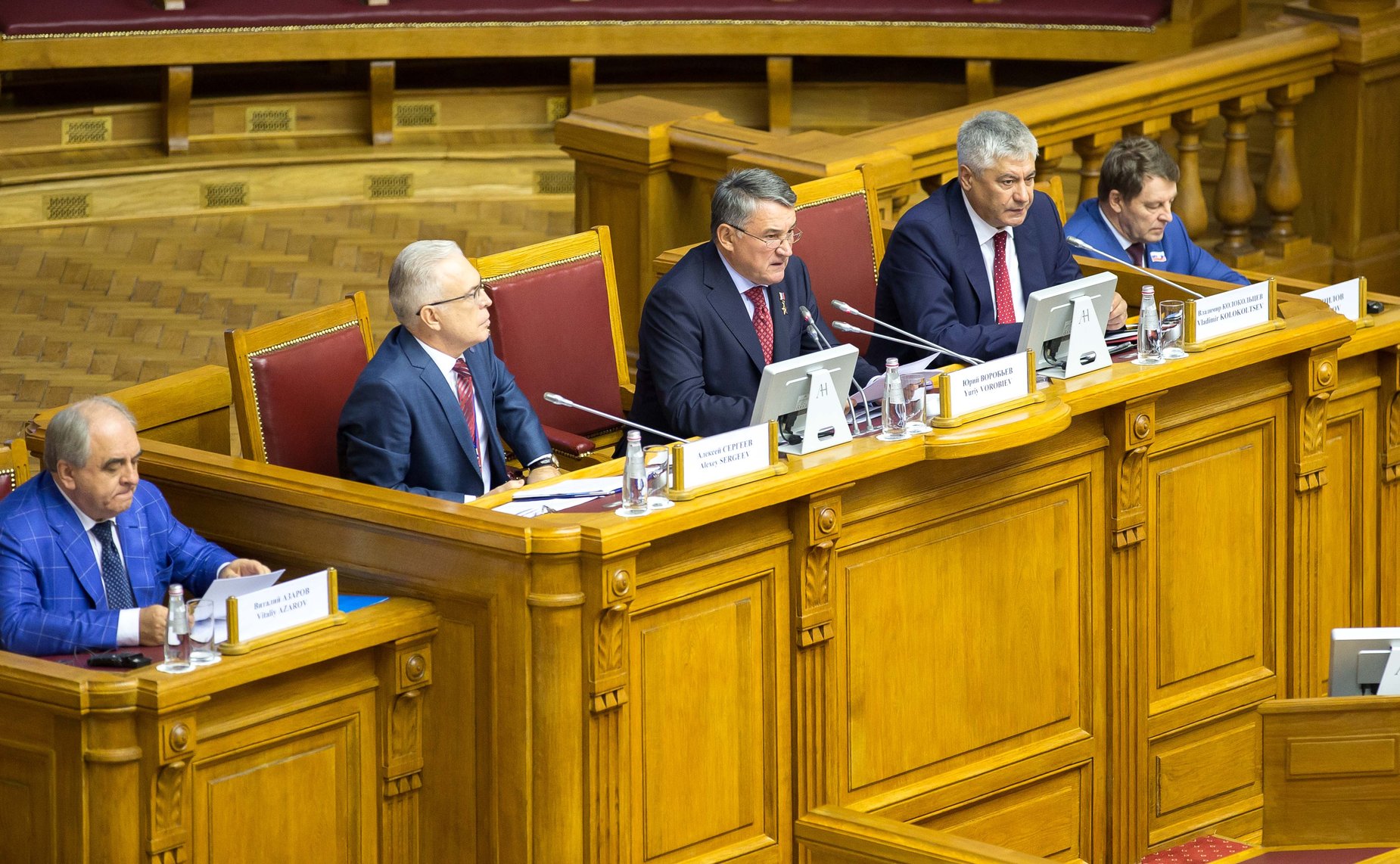 Пленарное заседание шестого Международного конгресса «Безопасность на дорогах ради безопасности жизни»