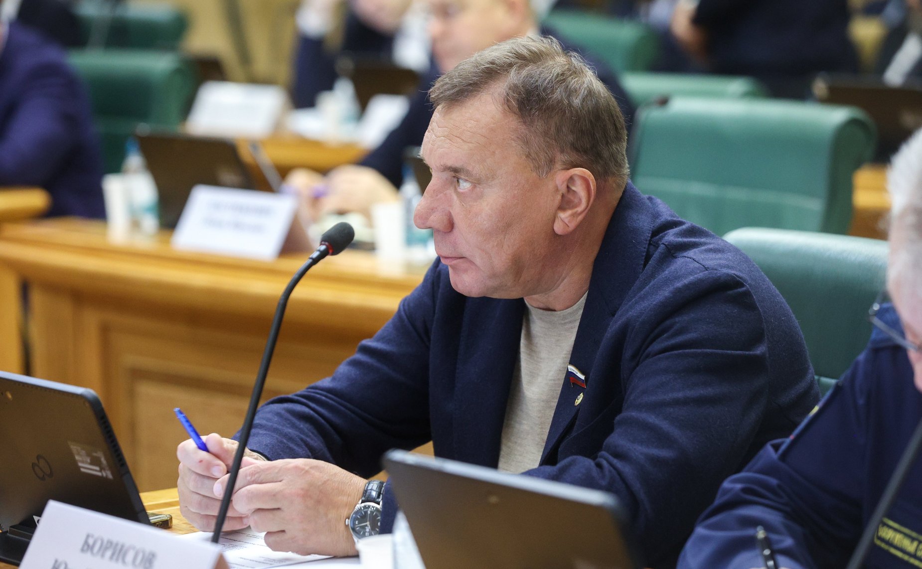 Юрий Борисов