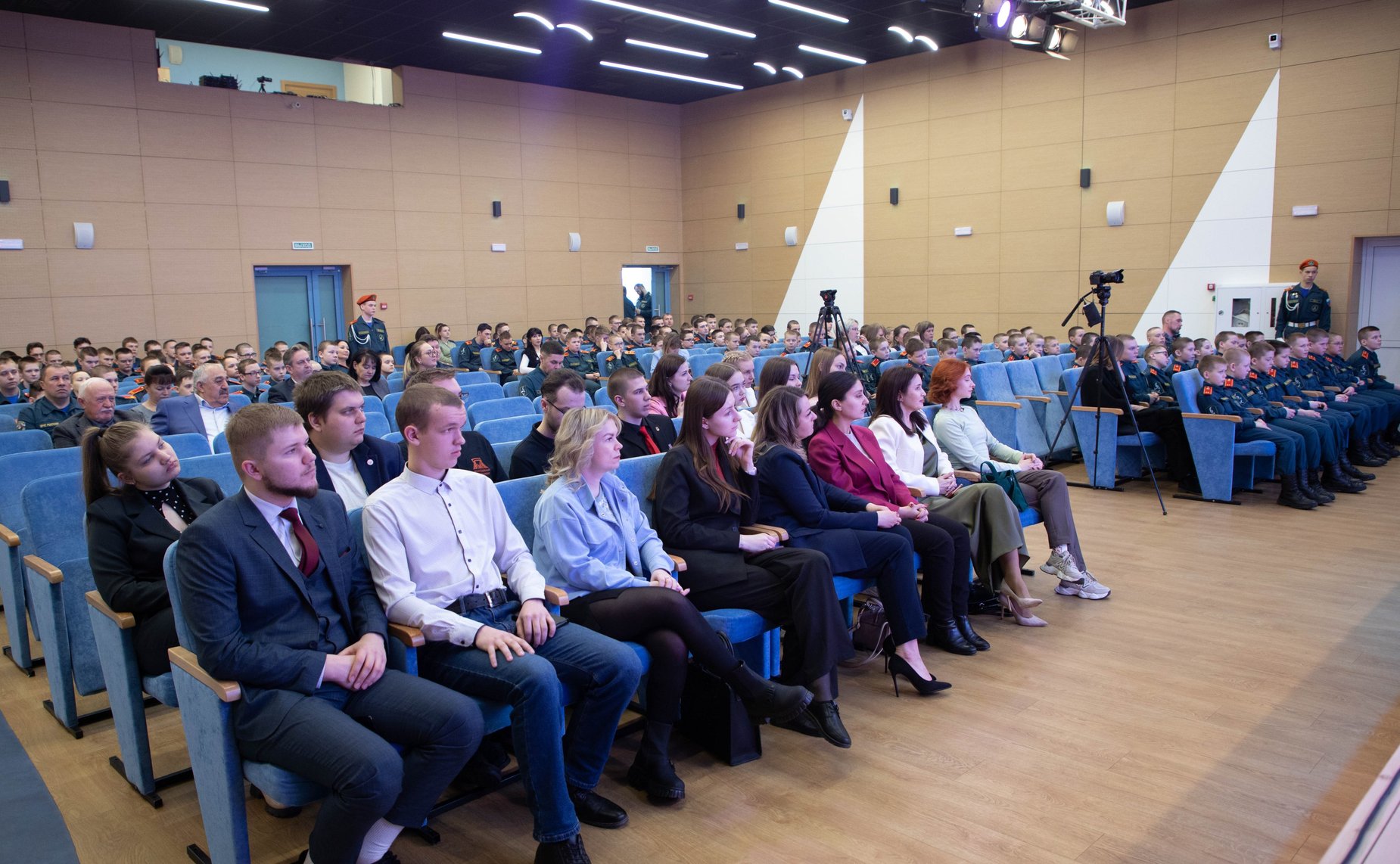Заместители Председателя СФ Юрий Воробьев и Николай Журавлев приняли участие в мероприятиях Образовательного центра -кадетской школы «Корабелы Прионежья»