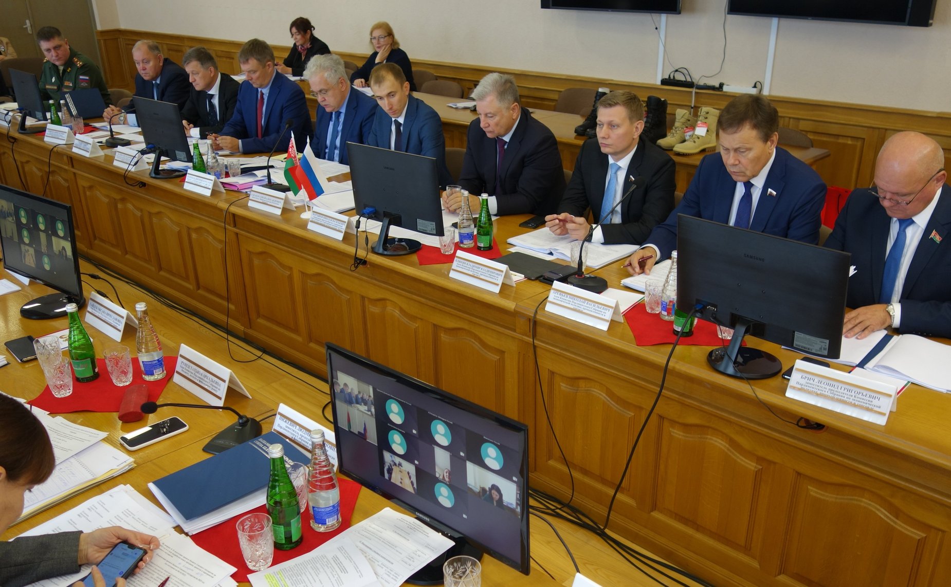 Заседание Комиссии Парламентского Собрания по бюджету, налогам и финансовому рынку и Комиссии Парламентского Собрания по экономической политике, промышленности и торговле