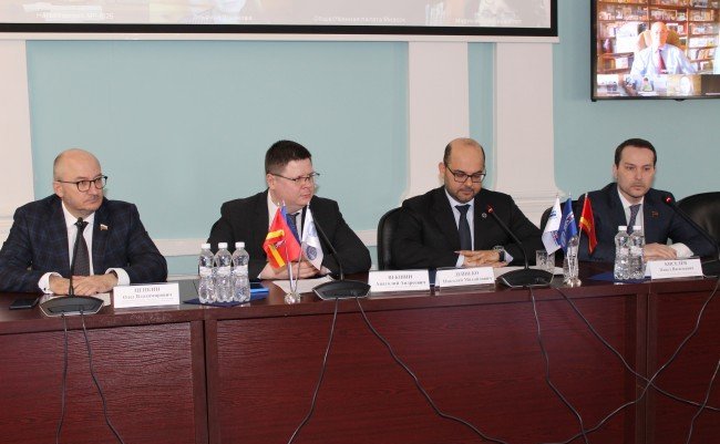 Олег Цепкин принял участие в пленарном заседании Общественной палаты Челябинской области