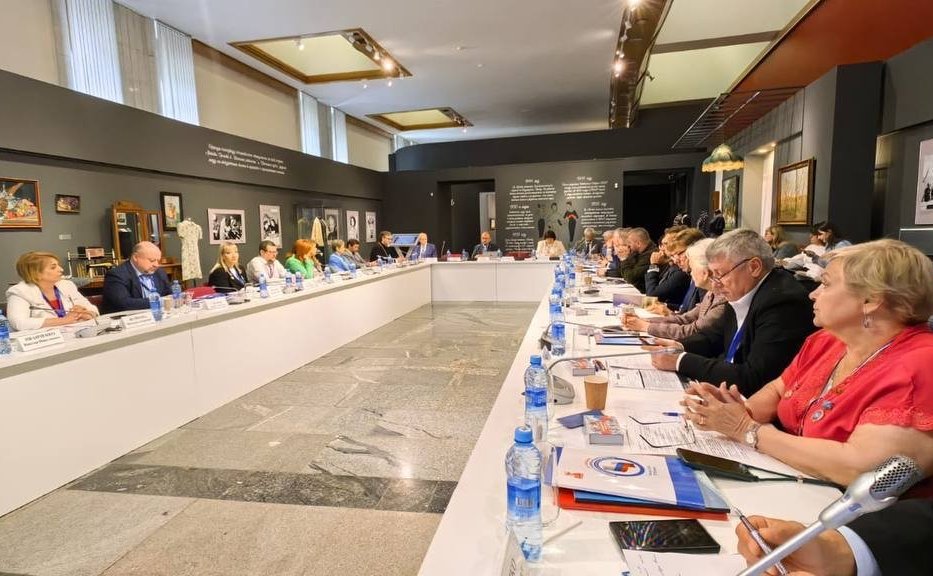 Елена Афанасьева приняла участие в заседании Всемирного координационного совета российских соотечественников