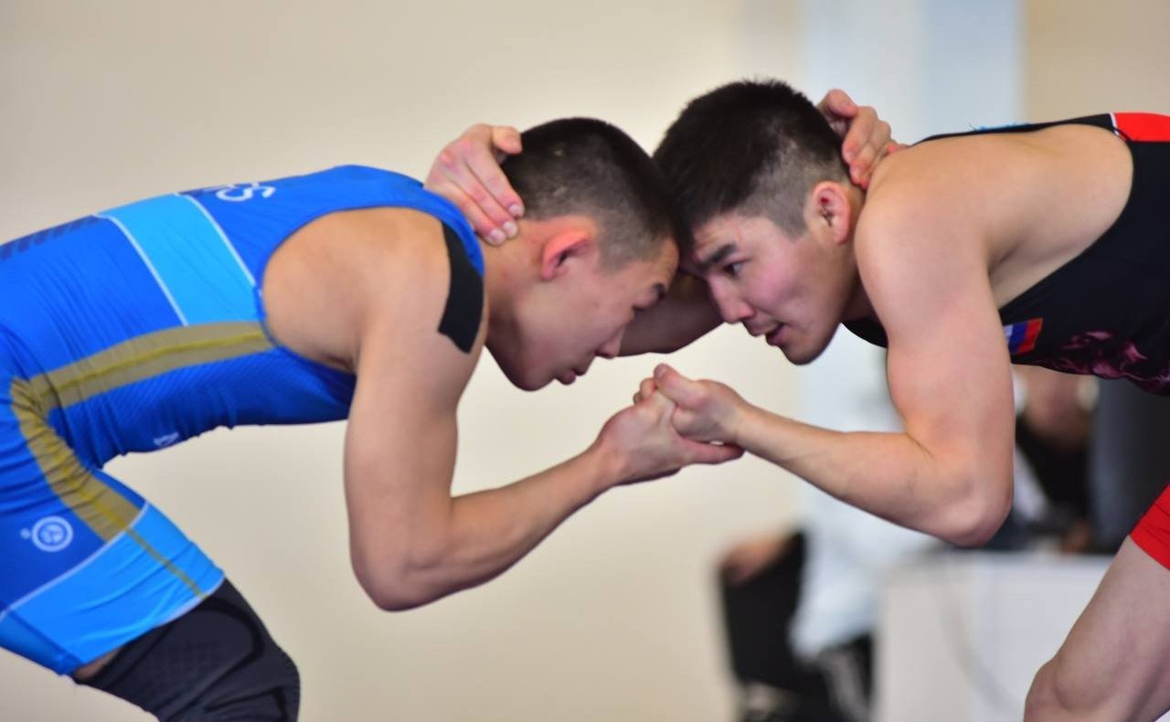 Всероссийский турнир – чемпионат Агинского Бурятского округа по вольной борьбе среди мужчин памяти Героя Советского Союза Базара Ринчино прошел в поселке Агинское