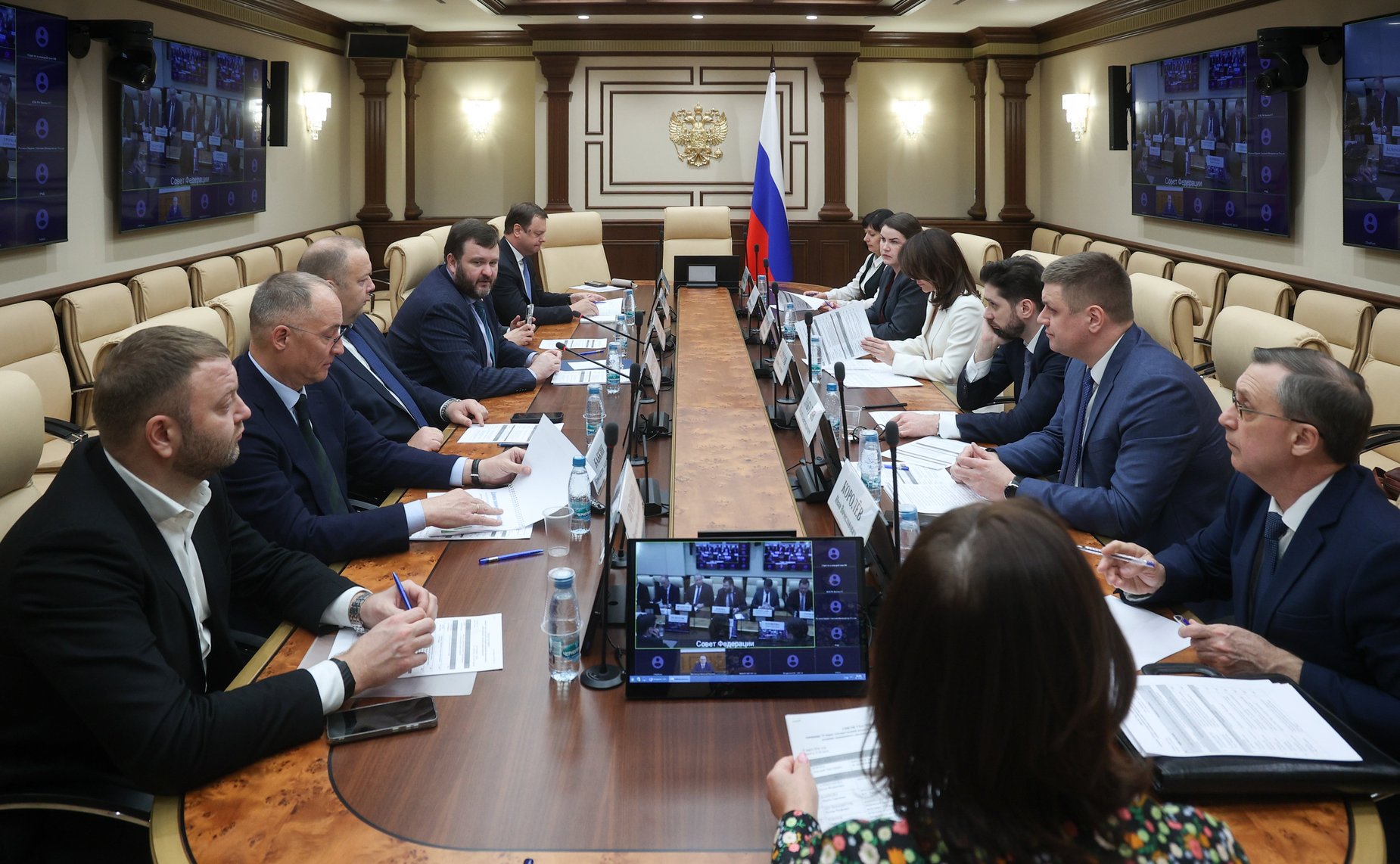 Совещание Комитета Совета Федерации по экономической политике «О мерах государственной поддержки предприятий машиностроения в условиях санкционного давления и падения производства»