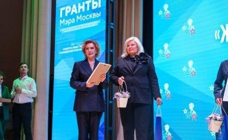 Заместитель Председателя СФ, полковник Вооруженных Сил РФ Инна Святенко открыла первый Московский форум «Женщины в погонах – ZаРазвитие»