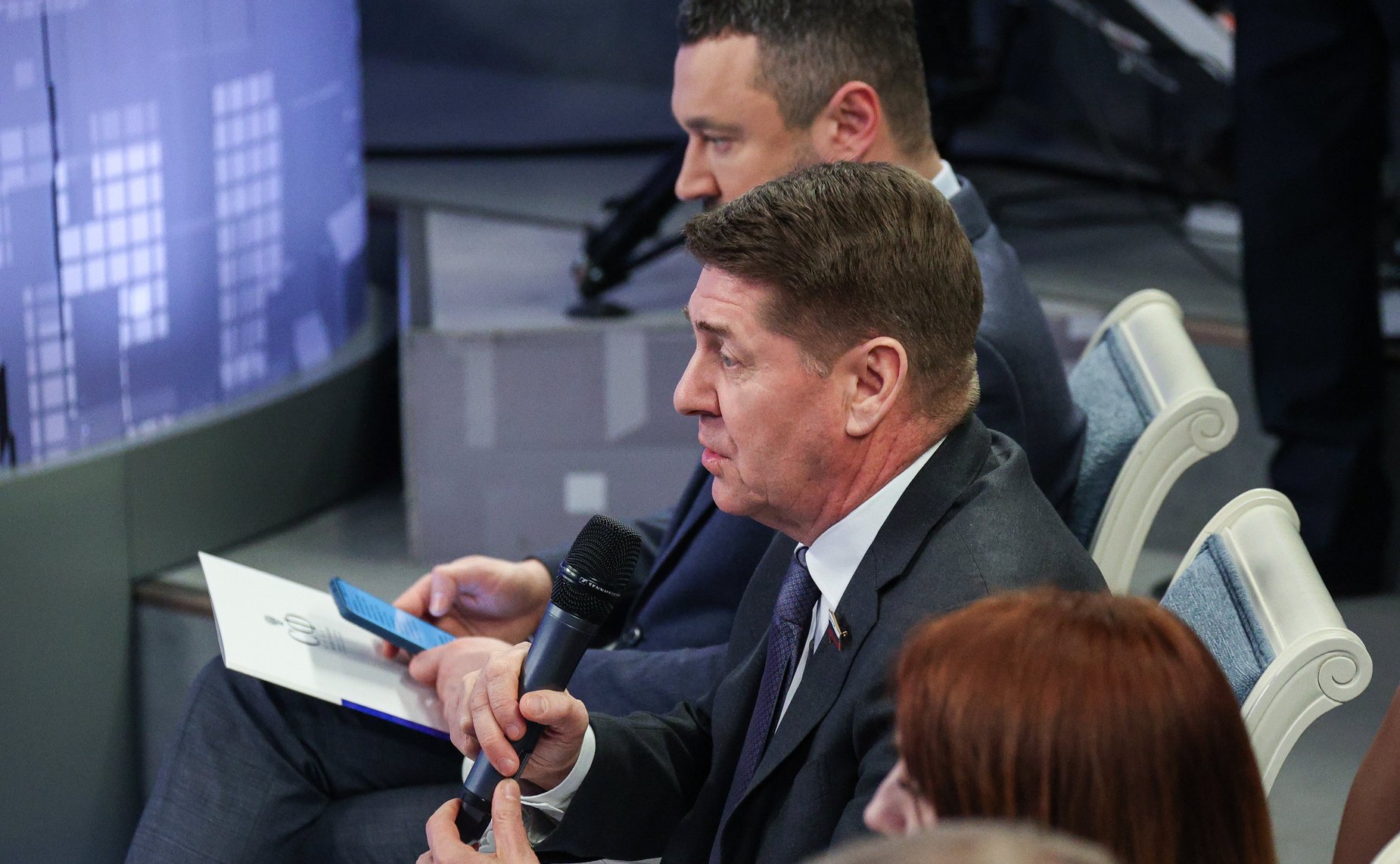 В Совете Федерации состоялся «Парламентский диалог» с Министром строительства и ЖКХ Иреком Файзуллиным