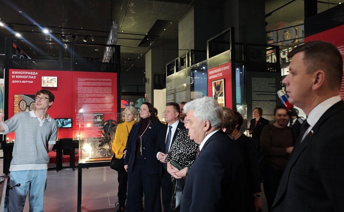 Лилия Гумерова провела заседание круглого стола на тему «Приоритеты государственной политики в области кинематографии, направленной на обеспечение культурного суверенитета России»