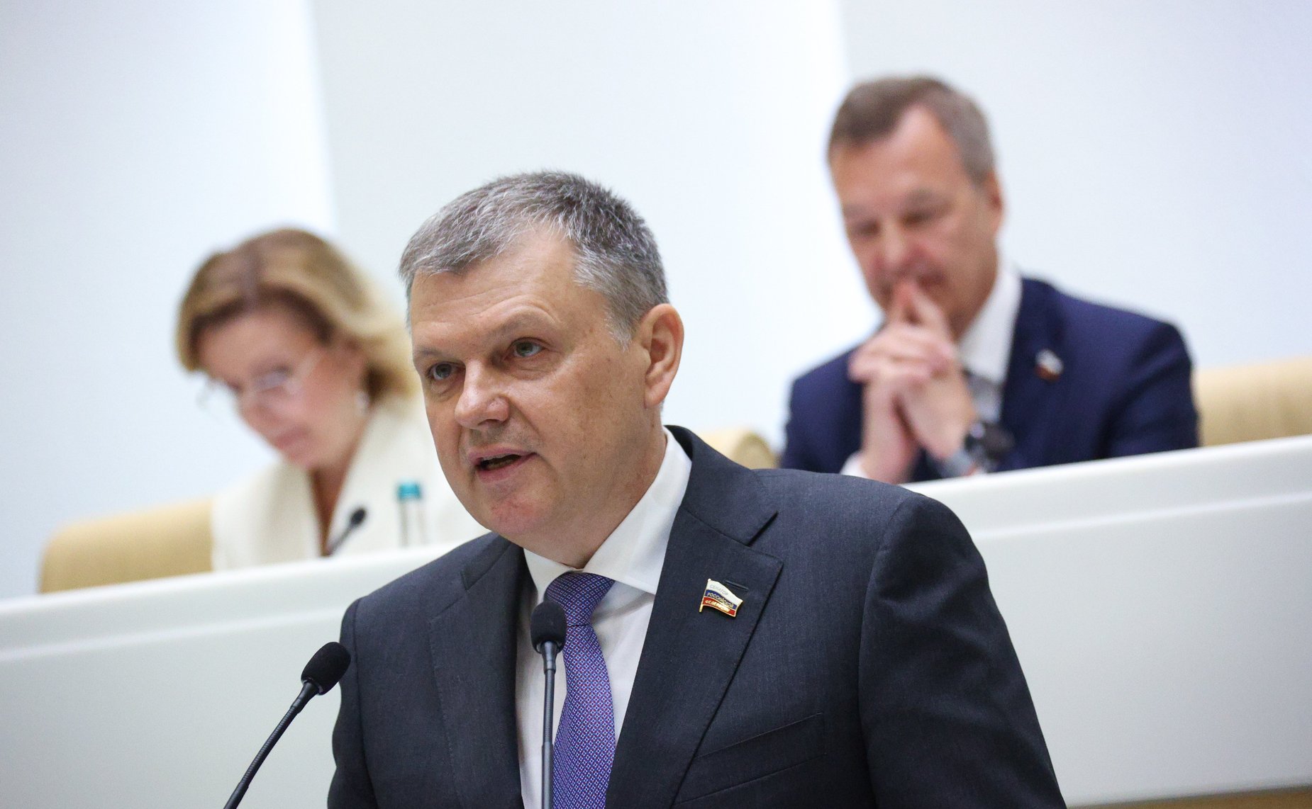 Александр Наролин