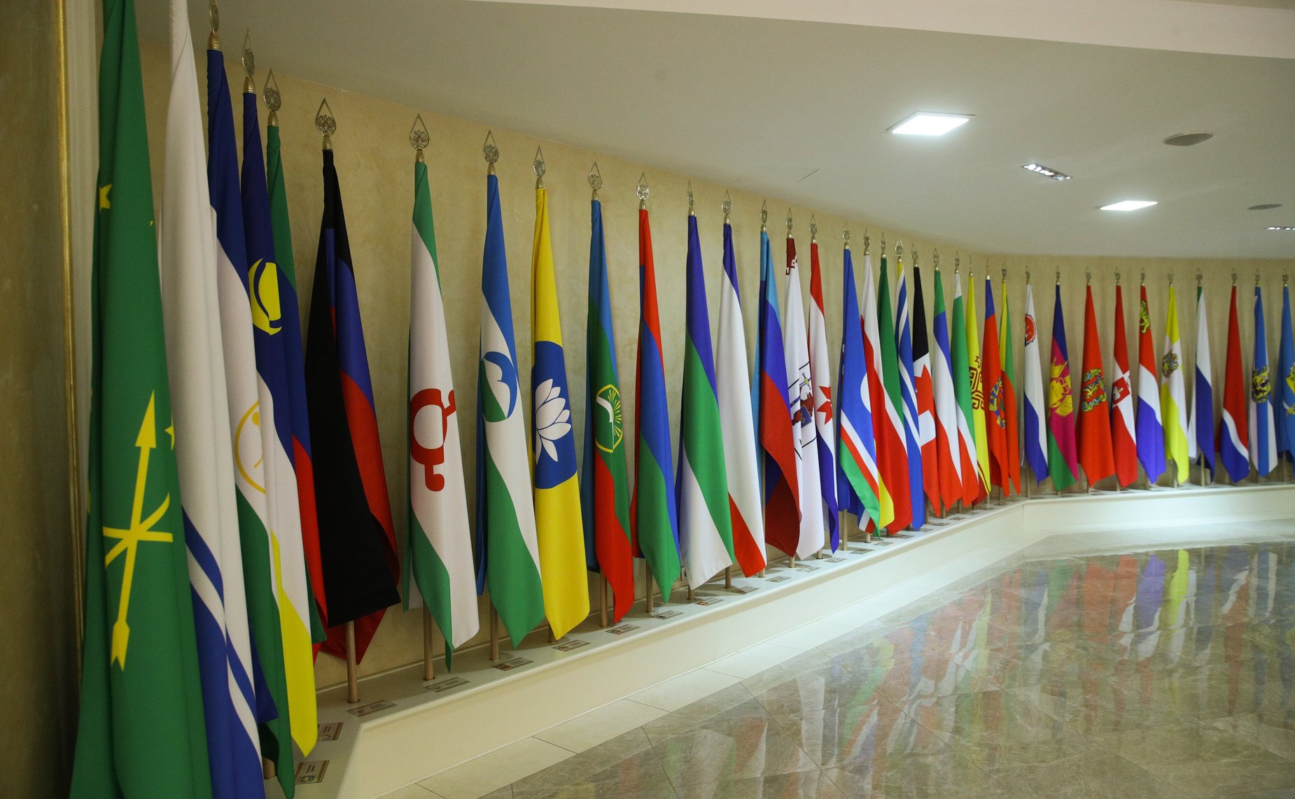 Торжественная церемония установки флагов новых субъектов Российской Федерации – Донецкой и Луганской народных республик, Запорожской и Херсонской областей