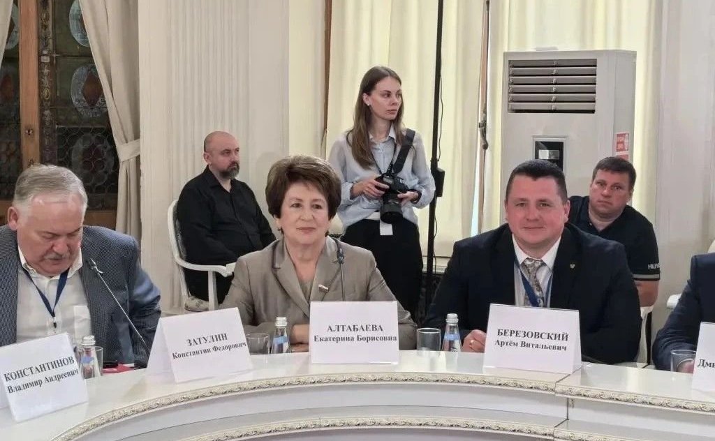 Екатерина Алтабаева выступила на заседании Ливадийского клуба в рамках XIX Международного фестиваля «Великое русское слово»