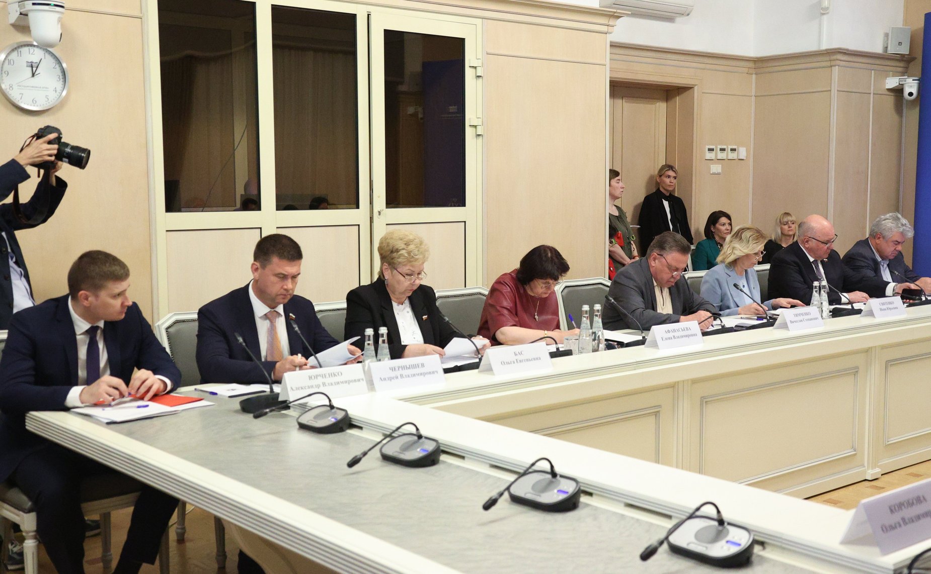 Заседание парламентской комиссии по расследованию преступных действий в отношении несовершеннолетних со стороны киевского режима