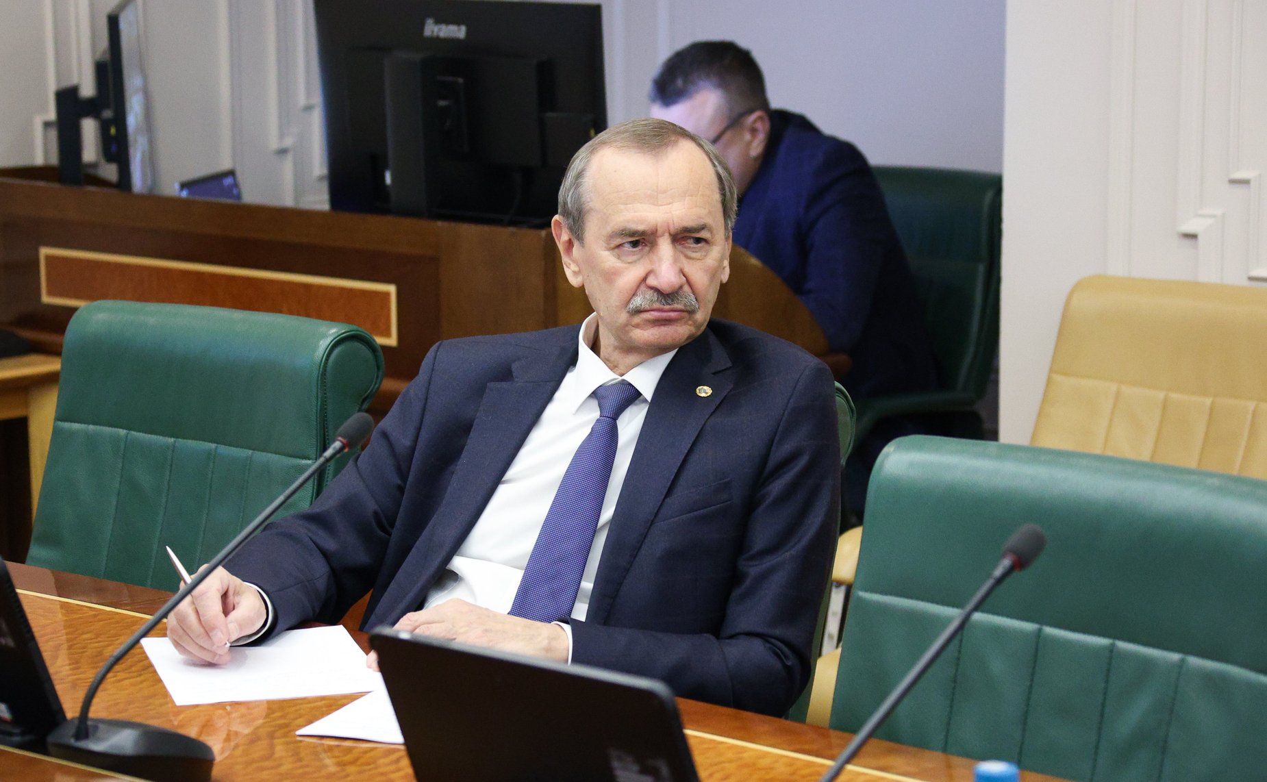 Круглый стол на тему «Обеспечение технологического лидерства в нефтегазовом секторе: цифровая трансформация, обеспечение кадрами, локализация оборудования»