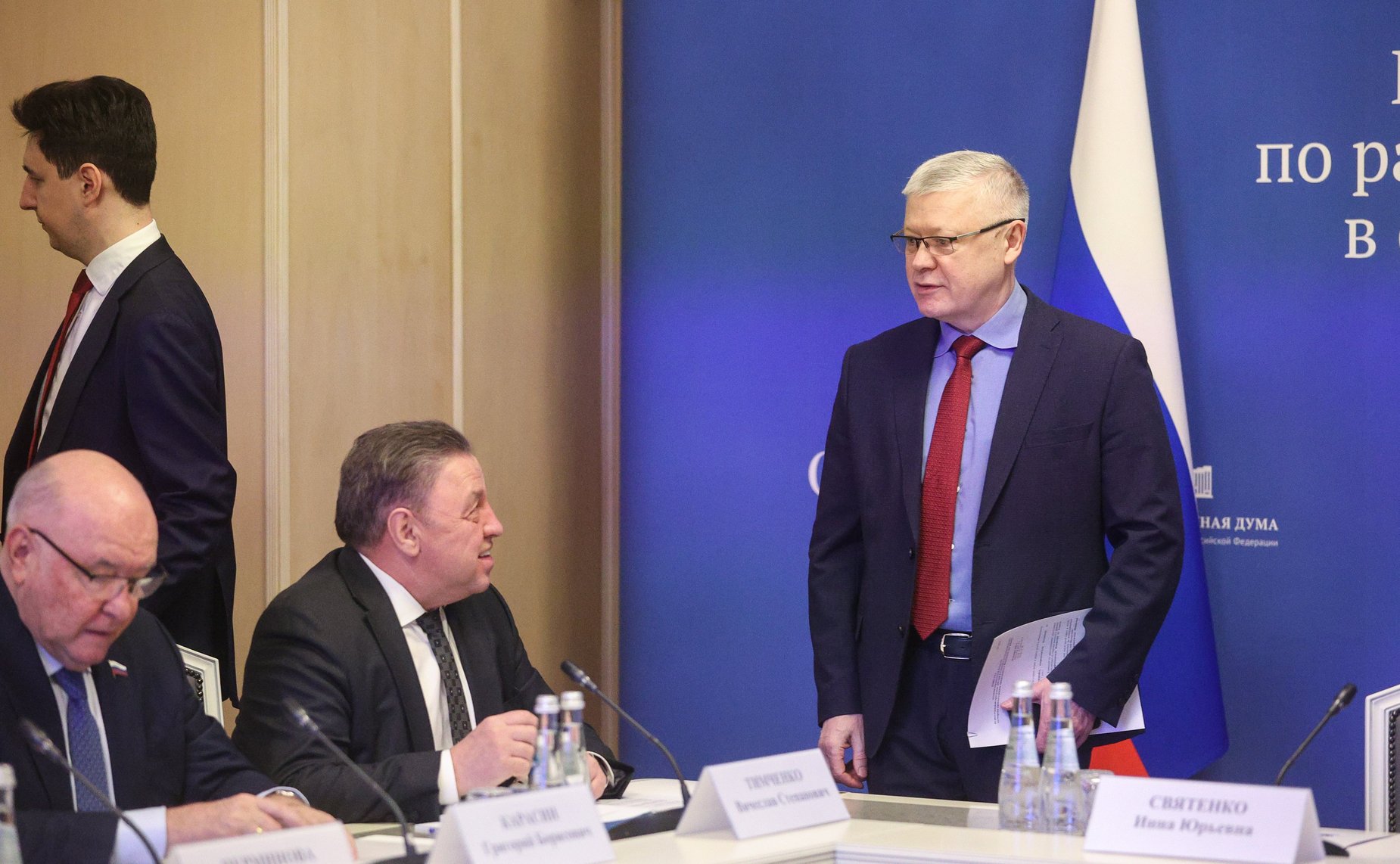 Заседание Парламентской комиссии по расследованию преступных действий в отношении несовершеннолетних со стороны киевского режима
