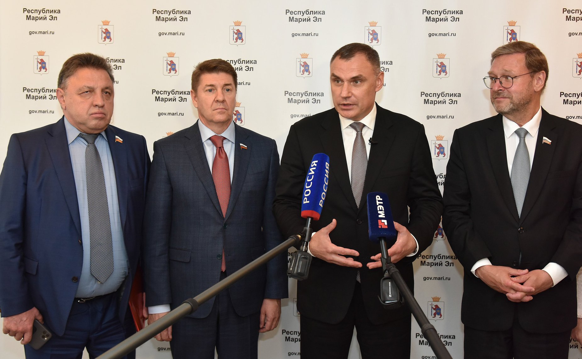 В Йошкар-Оле состоялось расширенное заседание правительства Республики с участием парламентариев