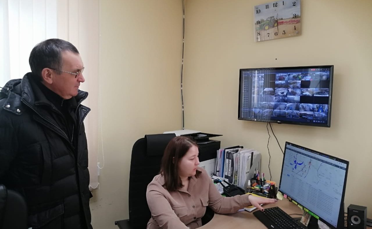 Николай Федоров ознакомился с деятельностью многопрофильной компании в Чувашии