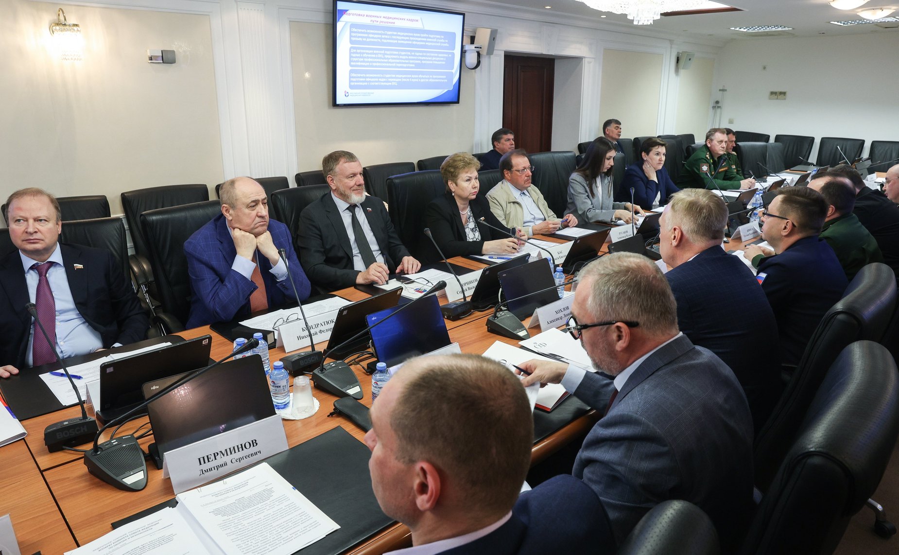 Круглый стол Комитета Совета Федерации по обороне и безопасности