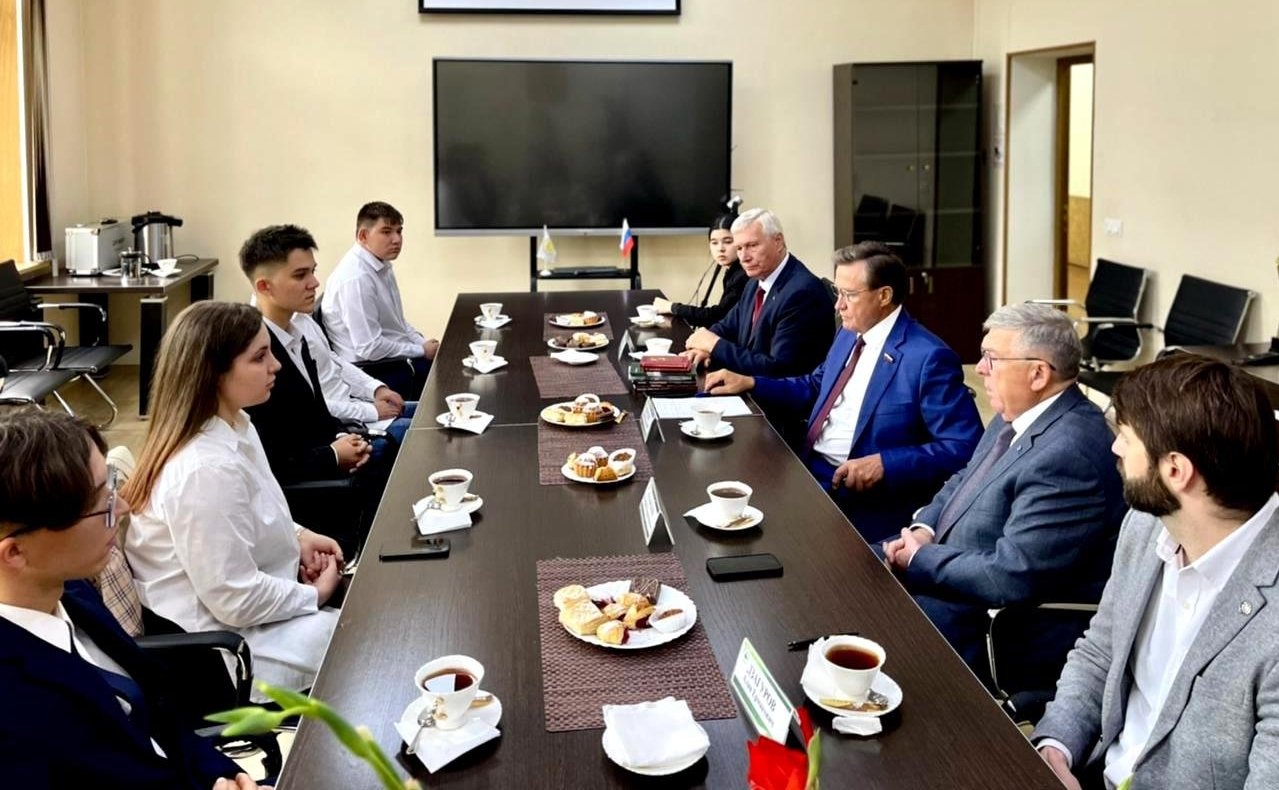 Сергей Рябухин в День знаний посетил Московский государственный гуманитарно-экономический университет — учреждение инклюзивного образования