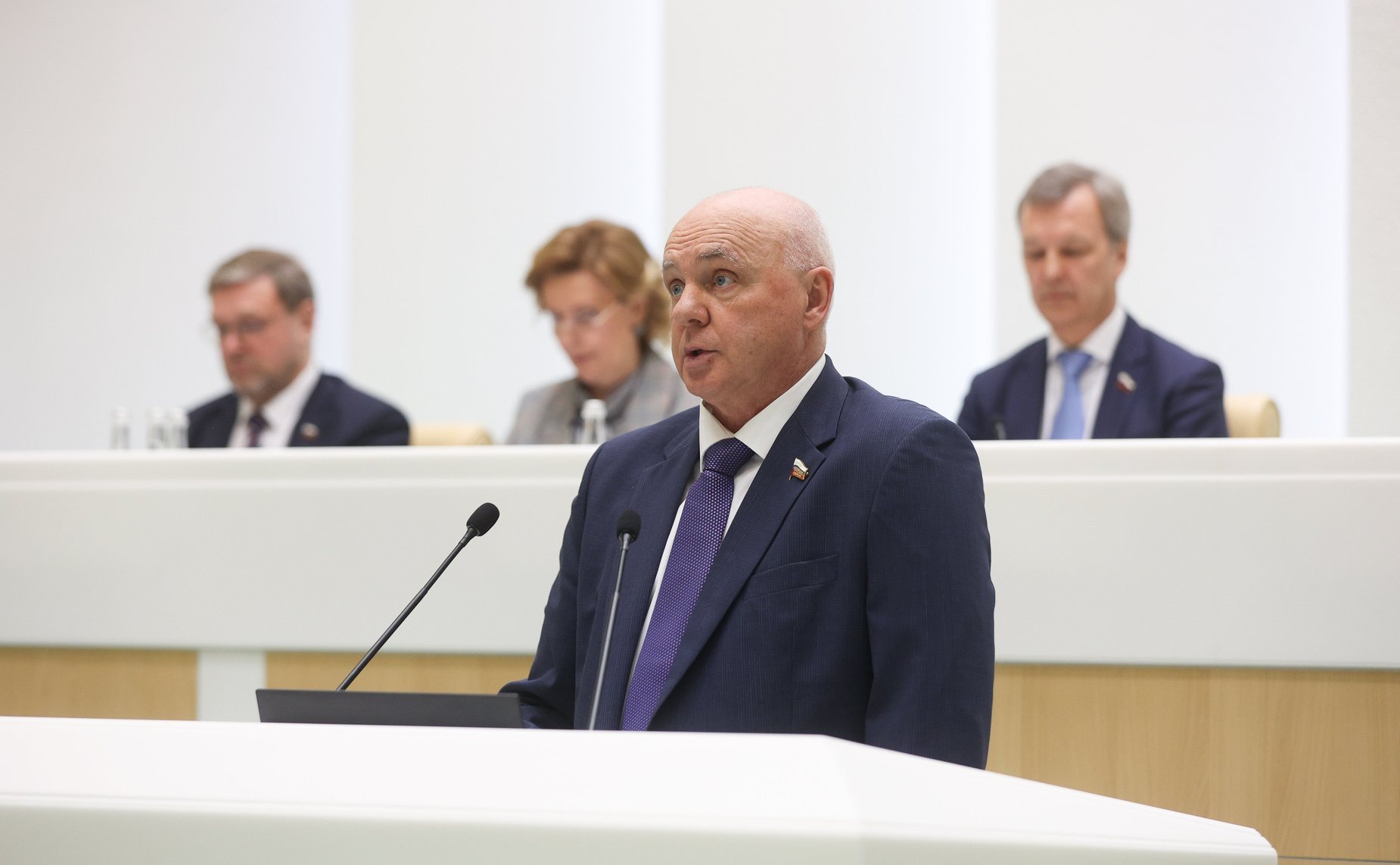 Андрей Шохин