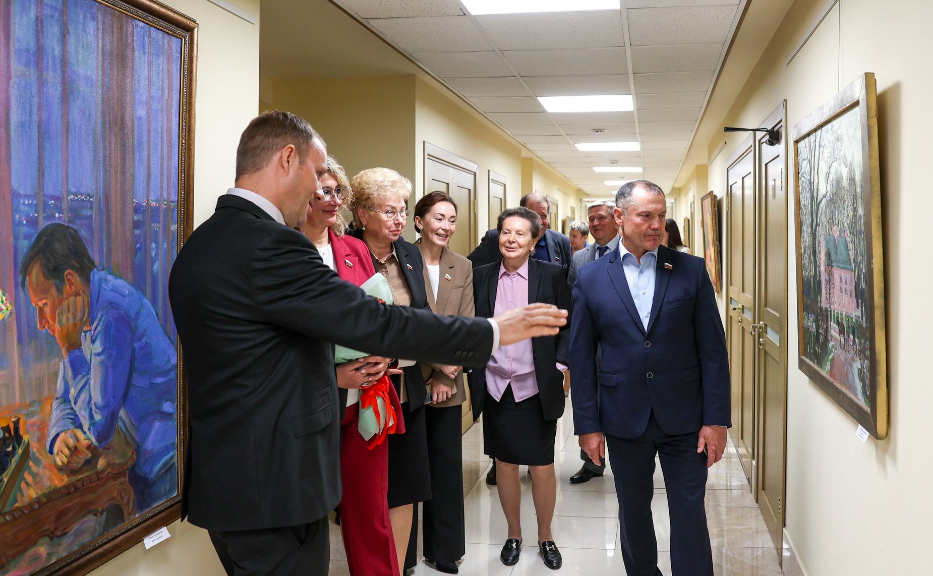 В Совете Федерации открылась выставка «Любовь к Родине дыша»