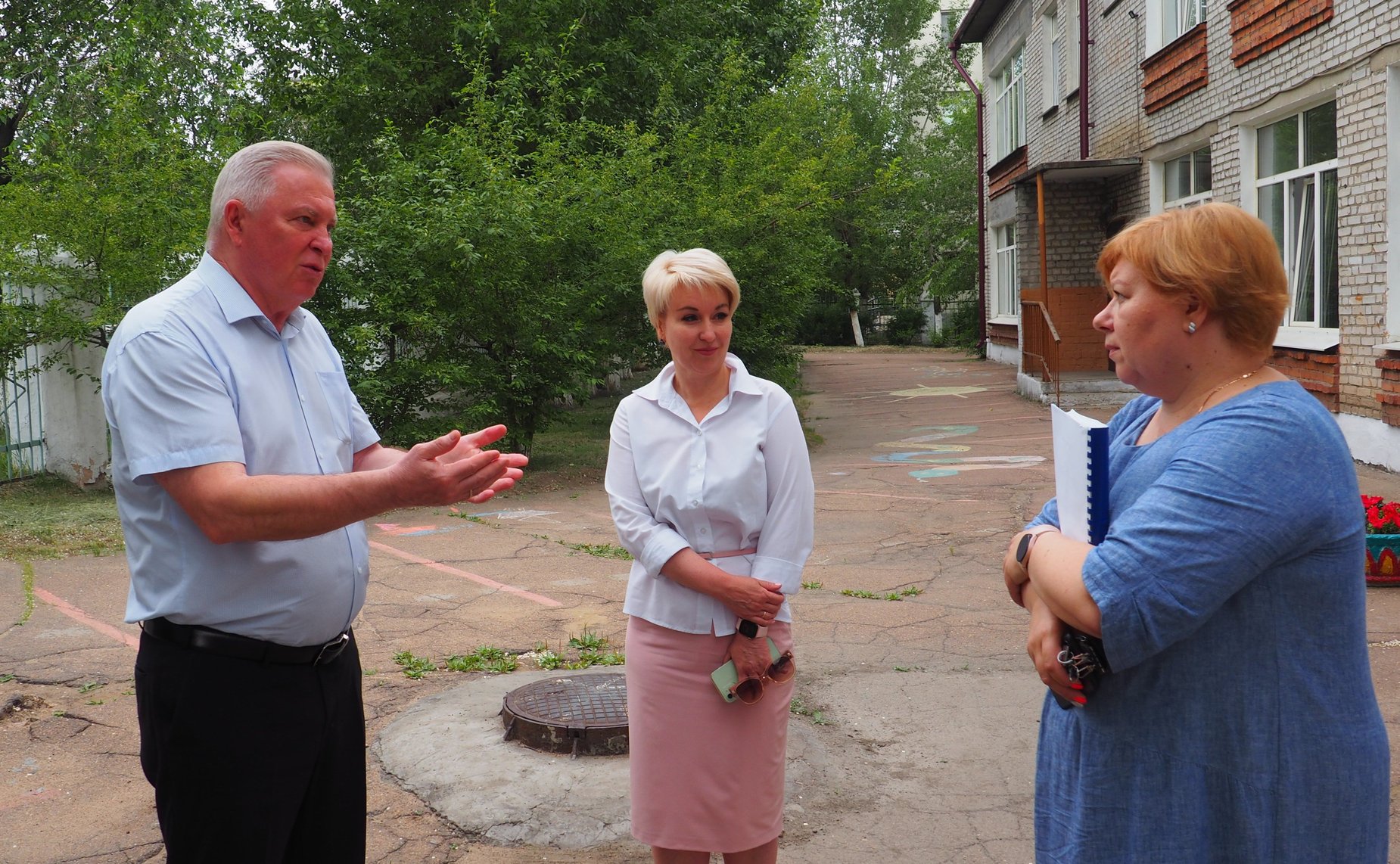 Вячеслав Наговицын обсудил планы по строительству и модернизации социально значимых объектов Бурятии в рамках выполнения Постановления СФ