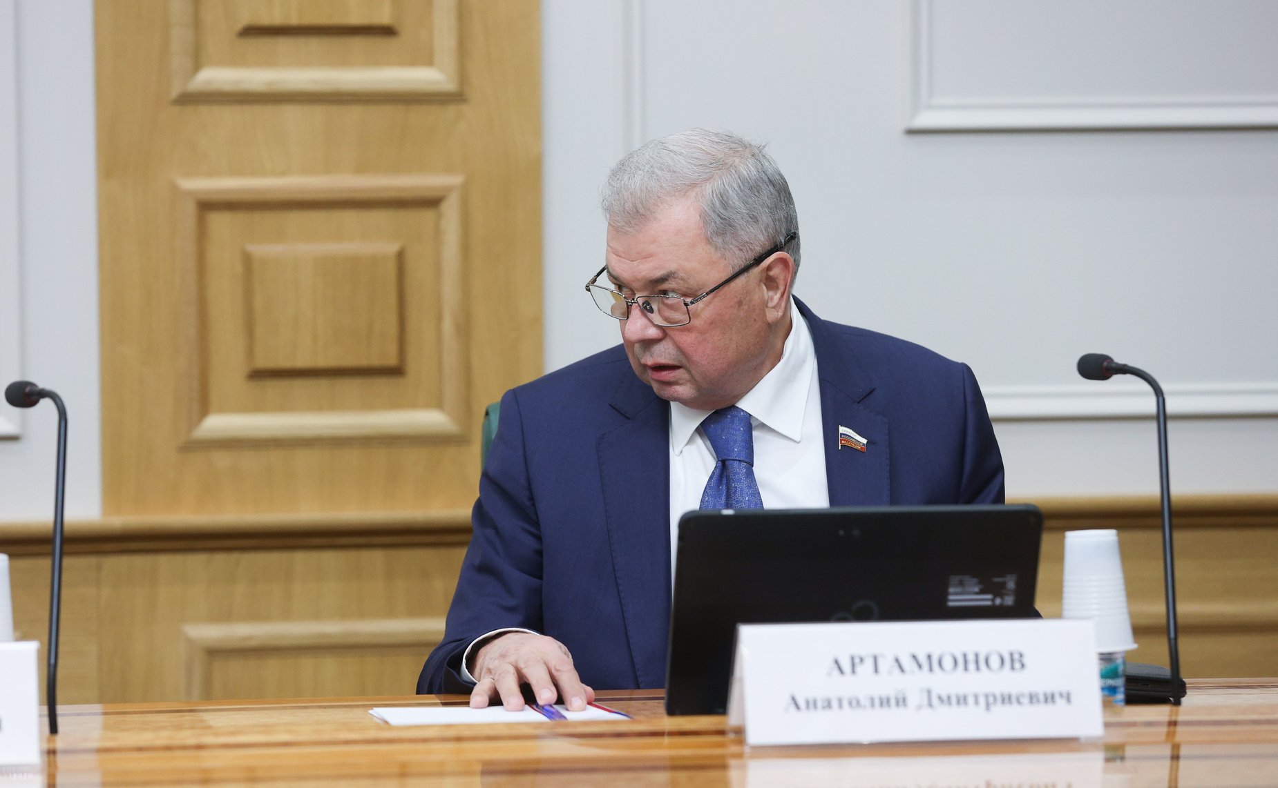 Анатолий Артамонов