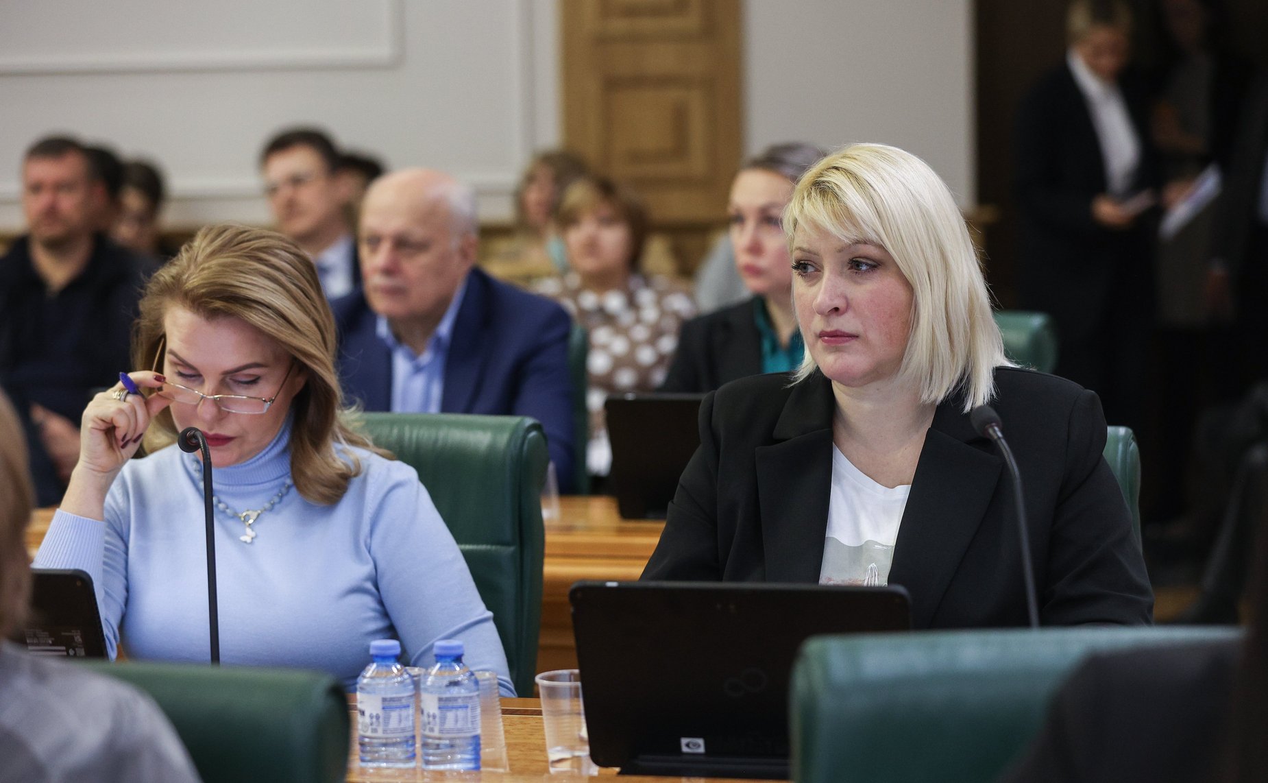 Семинар для помощников сенаторов РФ по работе в СФ, работающих по срочному служебному контракту или по срочному трудовому договорю, по вопросам обеспечения деятельности сенаторов РФ совместно с Управлением государственной службы и кадров Аппарата СФ