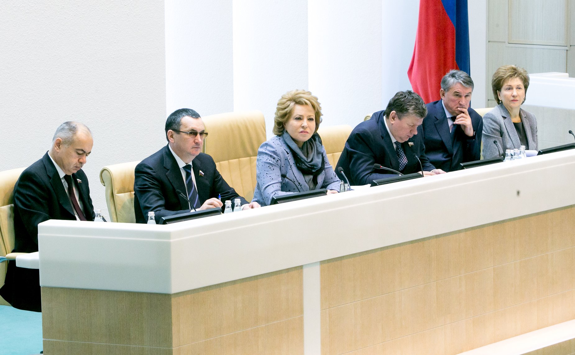 381-зеседание Совета Федерации Президиум