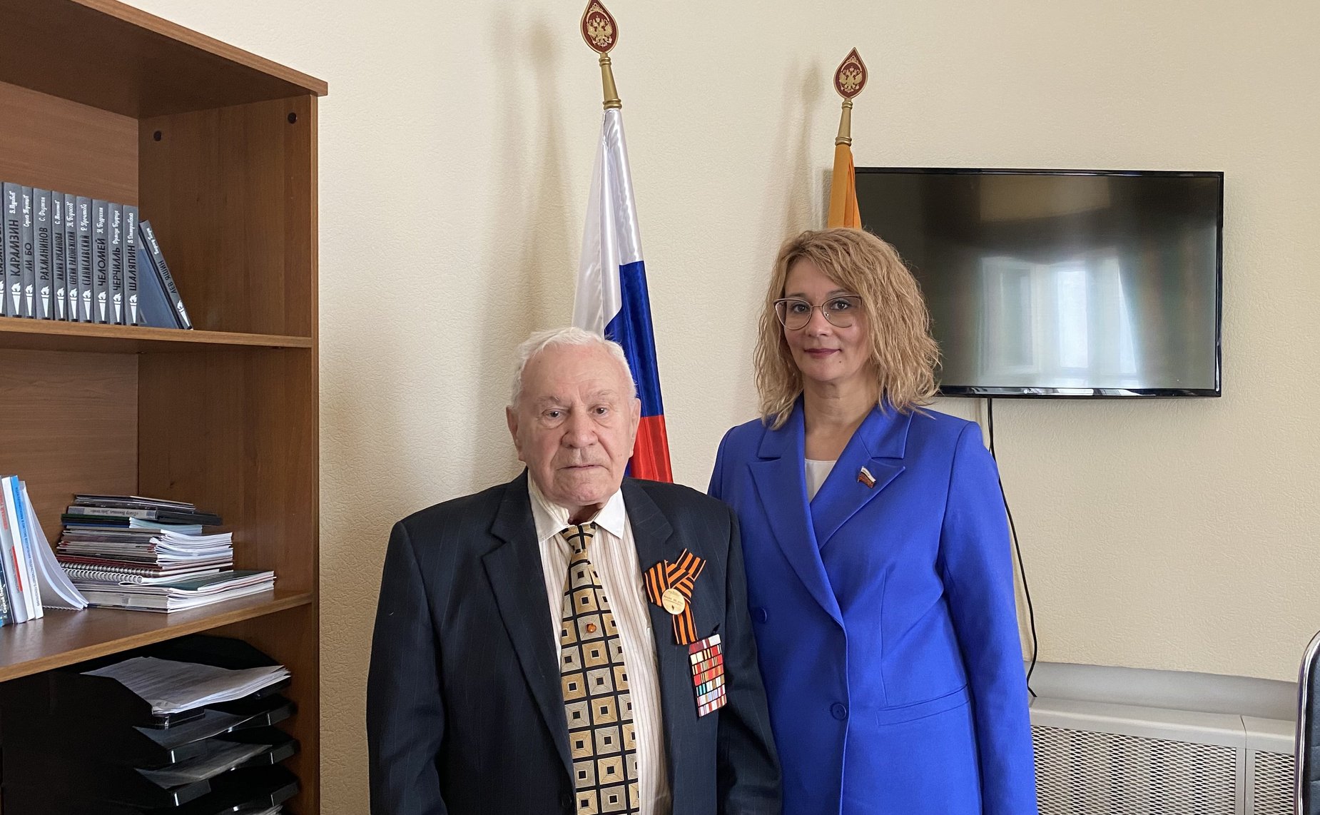 Наталия Косихина приняла участие в торжественной церемонии награждения участников и победителей Всероссийского конкурса детского рисунка, посвященного 80-летию Дороге Жизни