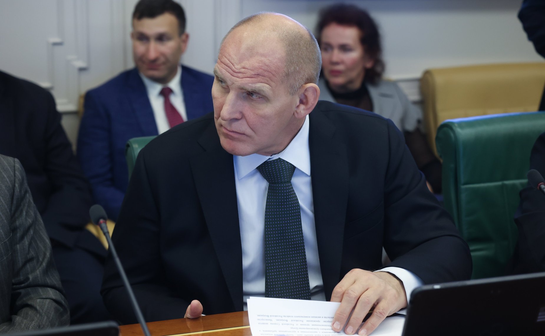 Александр Карелин