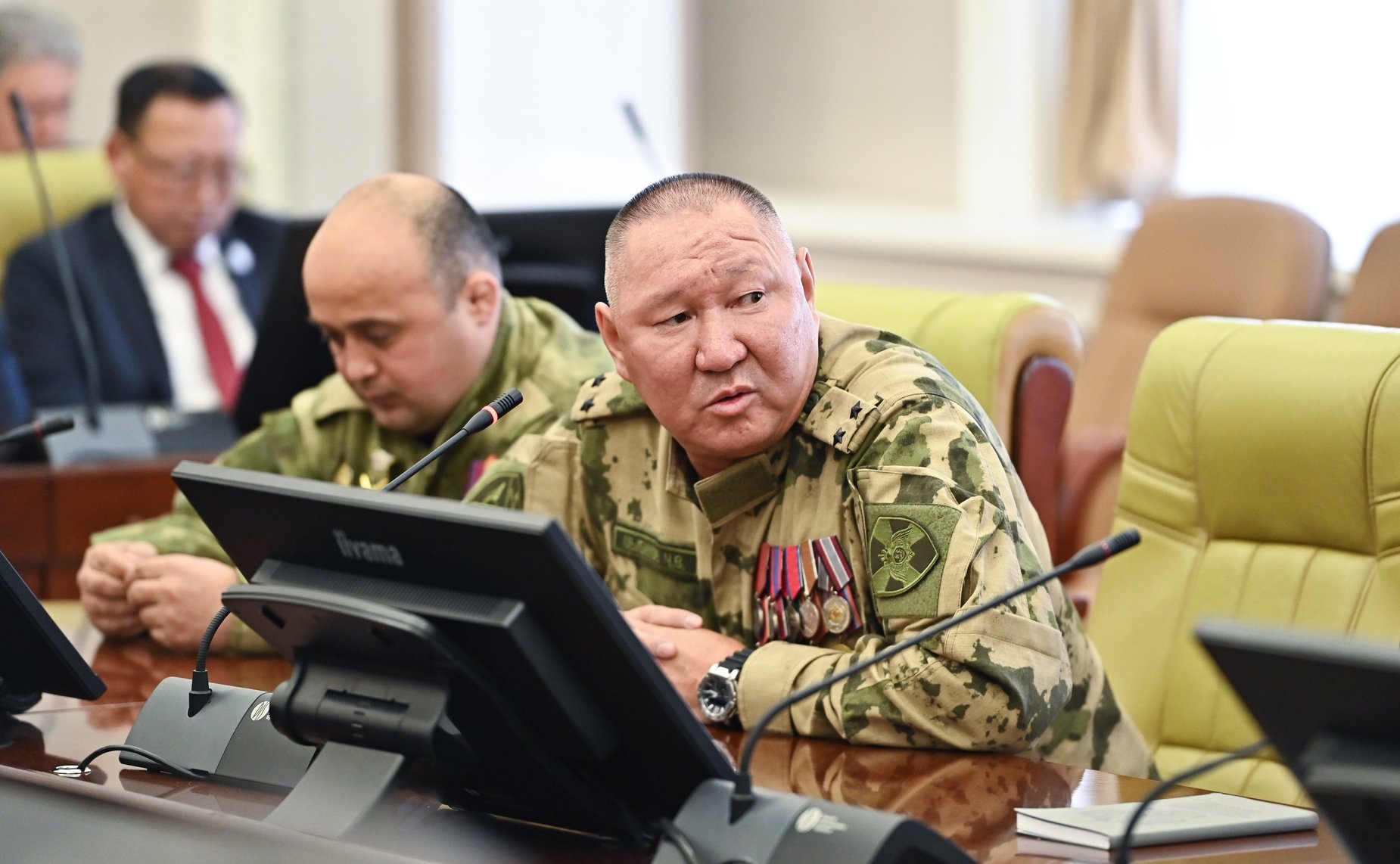 Сенаторы провели встречу с участниками программы «Патриоты Бурятии» и победителями конкурсного отбора на предоставления грантов «Агростартап»