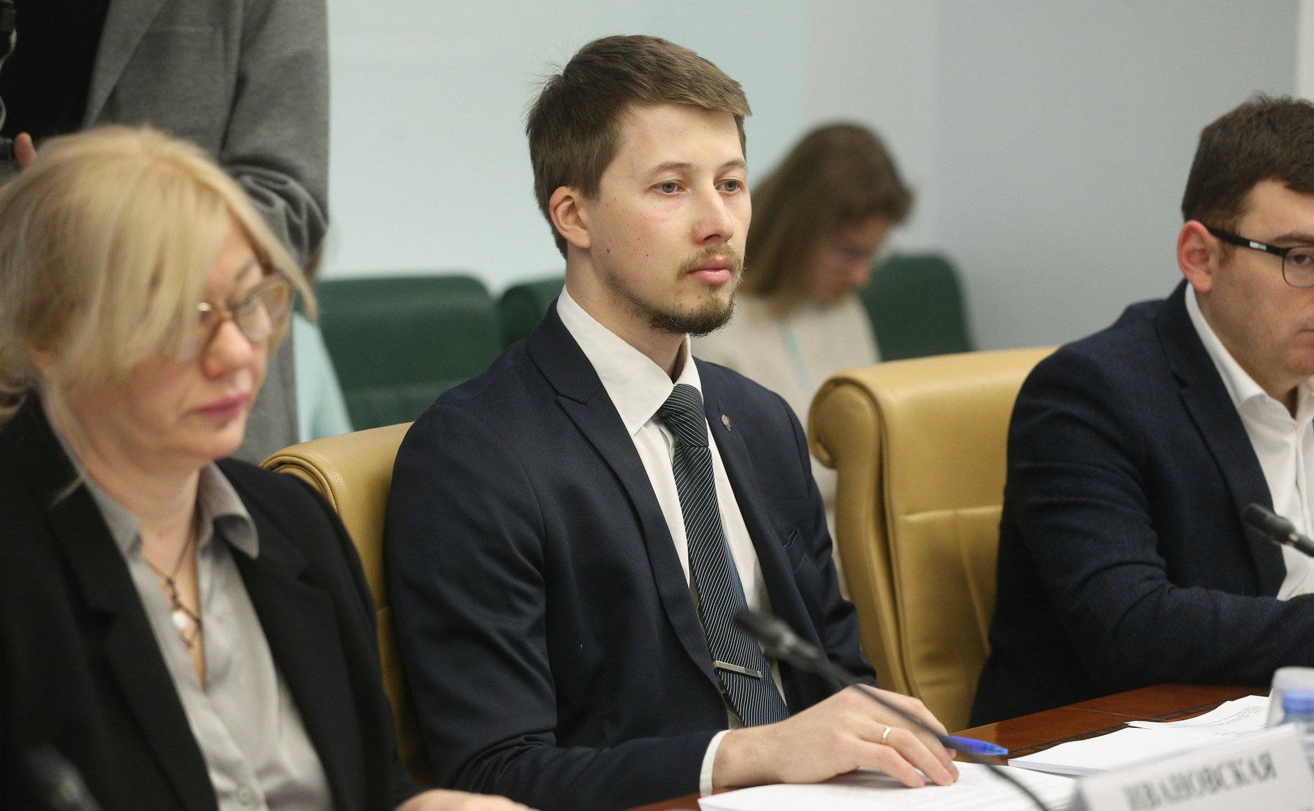 Круглый стол Комитета СФ по конституционному законодательству и государственному строительству на тему «Актуальные проблемы семейного законодательства и практика его применения: вопросы определенности терминологии семейного законодательства»