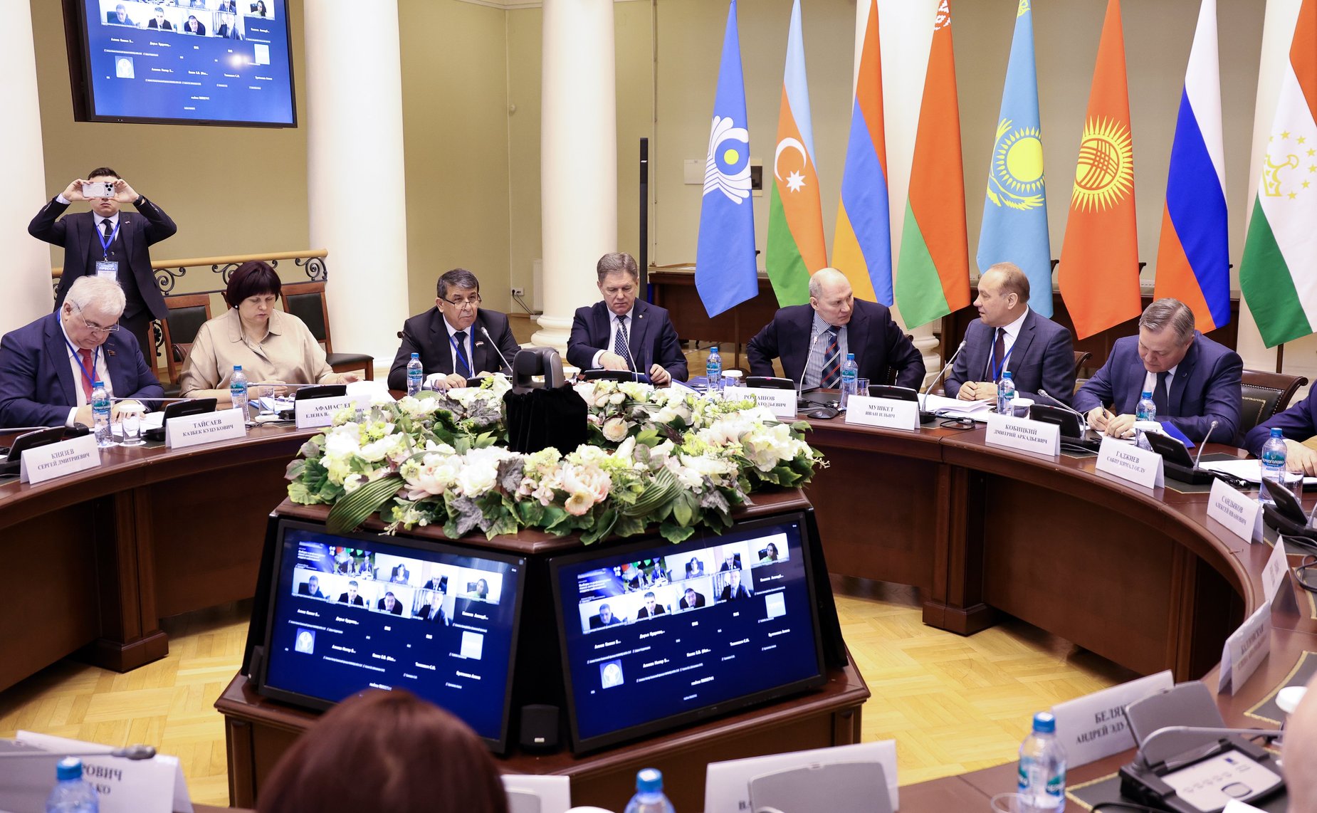 Заместитель председателя Комитета СФ по международным делам Елена Афанасьева приняла участие в международной научно-практической конференции «Формирование доверия к институту выборов и референдума: роль международного наблюдения»