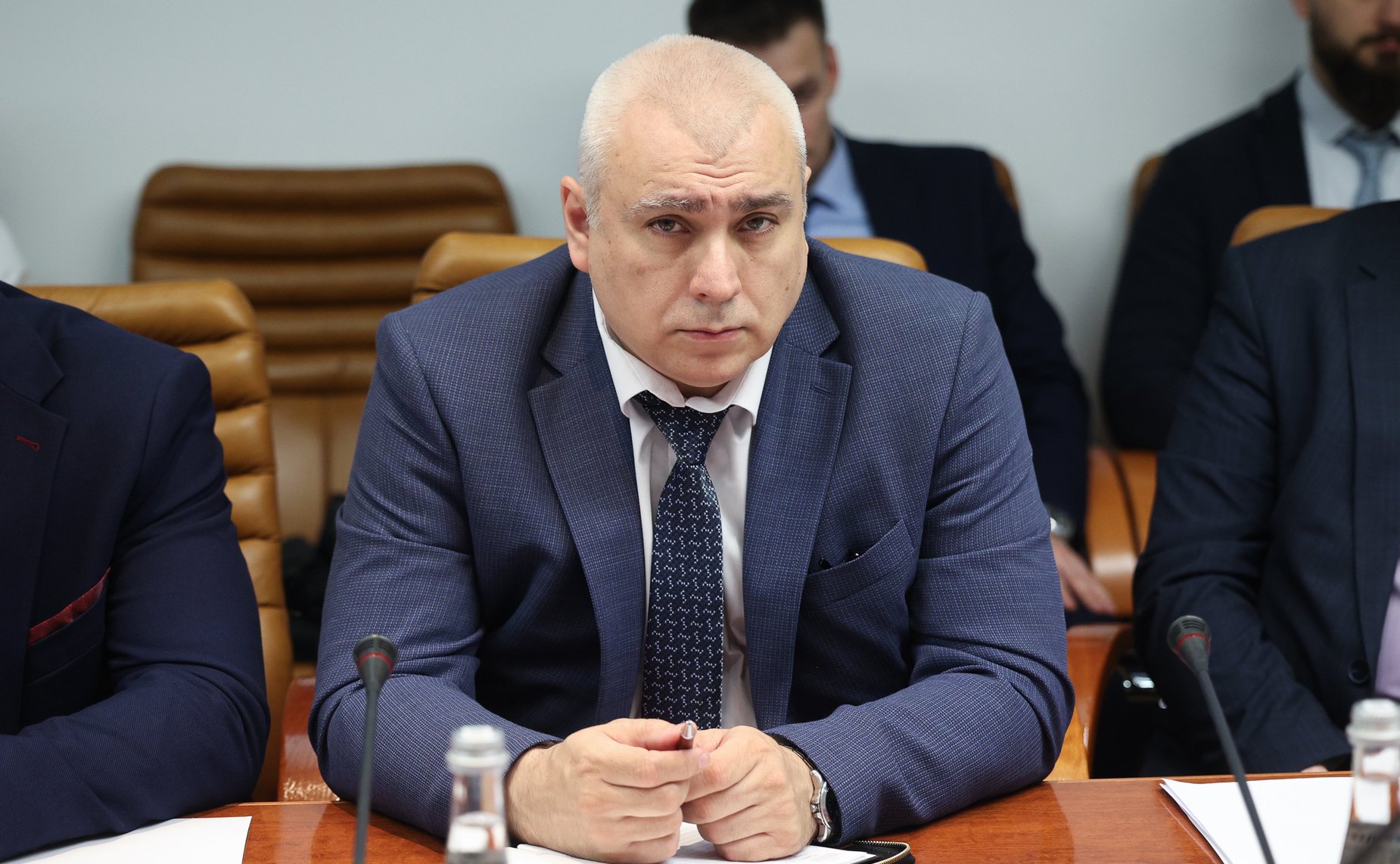 Заседание секции «Цифровая трансформация транспорта» на тему «Обсуждение концепций логистического проекта-международного транспорта БАС-Хаба с применением беспилотных летательных аппаратов между Россией и Китаем»