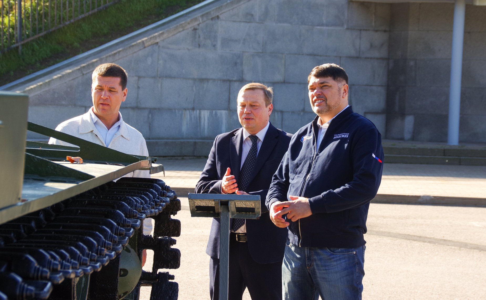 В День памяти жертв блокады Ленинграда на территории Кировского района Ленинградской области со дна реки Невы поднята боевая пушка времен Великой Отечественной войны