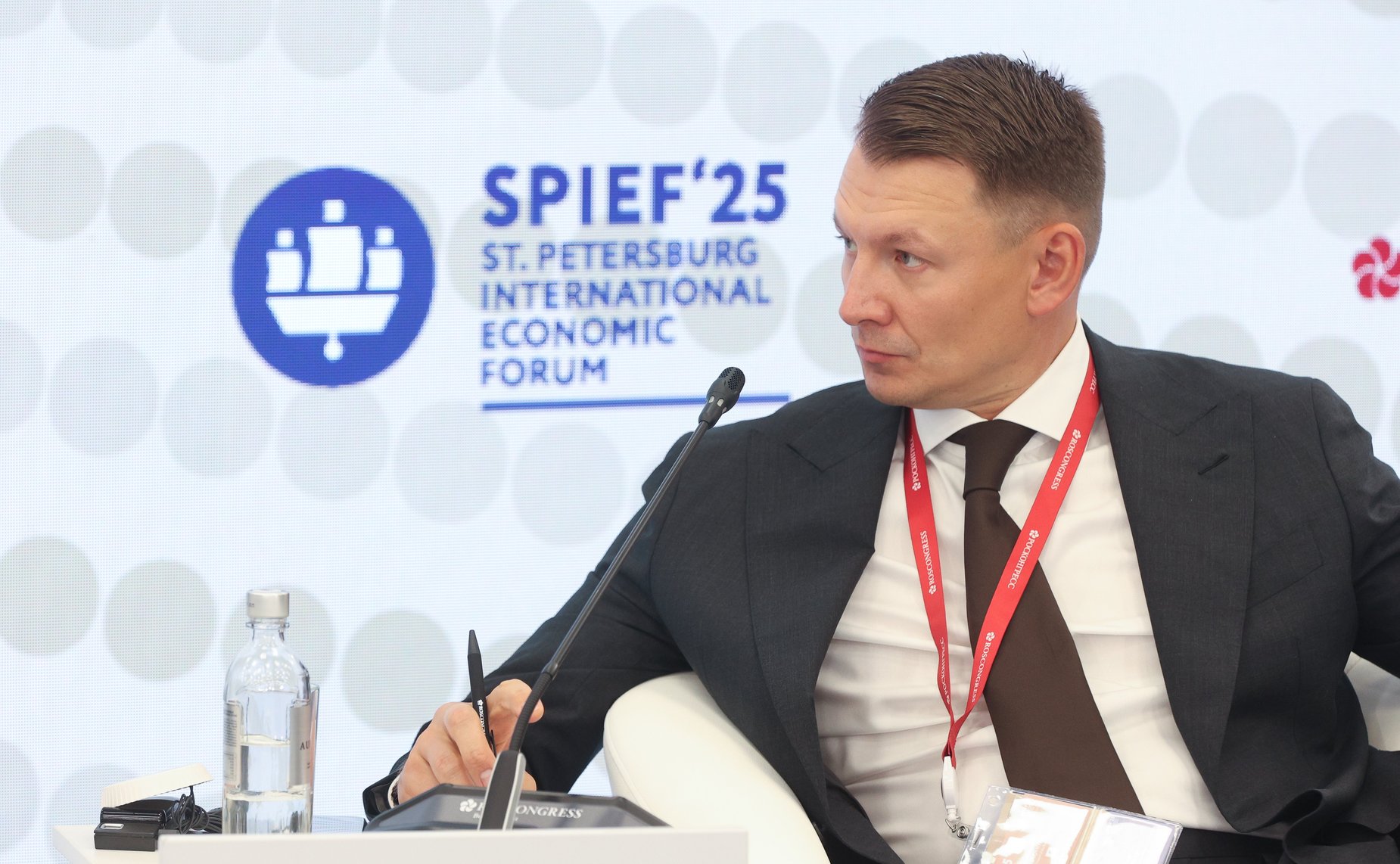 Александр Двойных