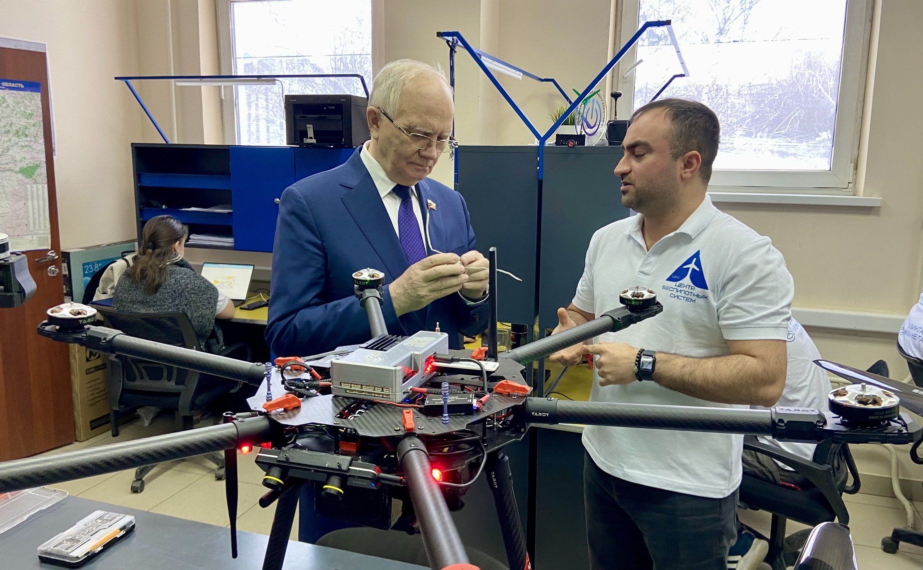 Фарит Мухаметшин посетил Центр беспилотных систем Самарского университета и ознакомился с перспективными проектами