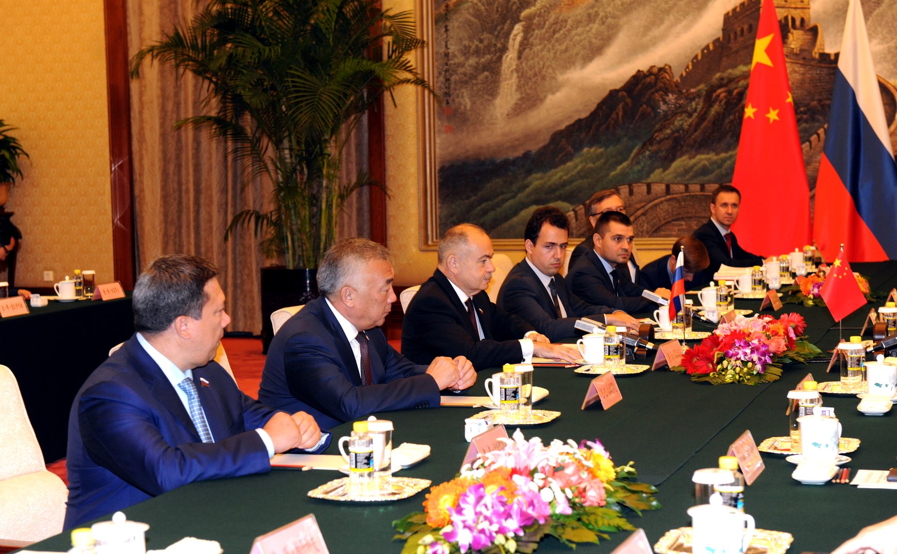 И. Умаханов Делегация Совета Федерации с визитом в КНР