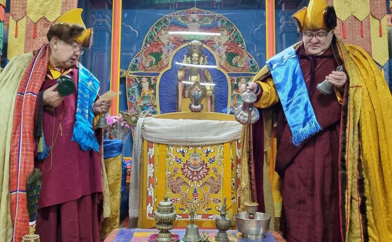 Баир Жамcуев в ходе региональной недели принял участие в мероприятиях встречи Нового года по лунному календарю и дне рождения Забайкальского края